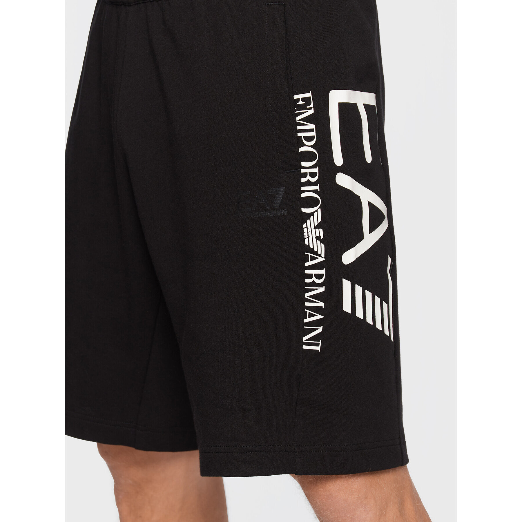 EA7 Emporio Armani Sportovní kraťasy 6LPS53 PJFGZ 1200 Černá Regular Fit - Pepit.cz