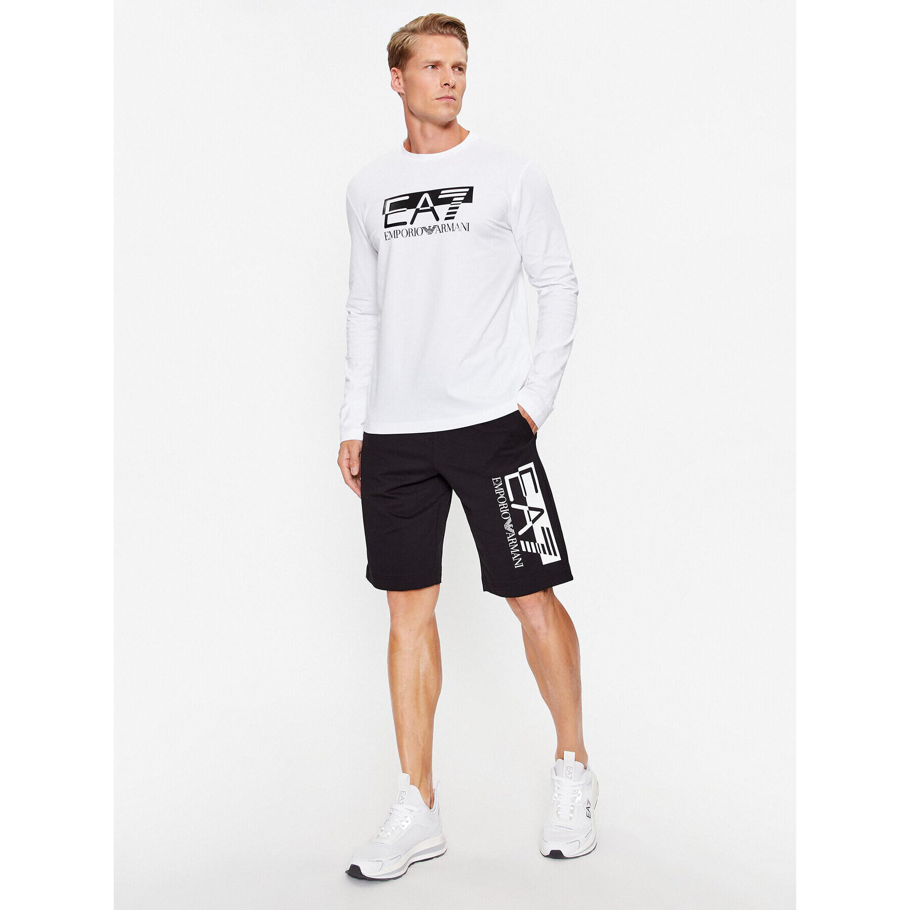 EA7 Emporio Armani Sportovní kraťasy 6RPS63 PJ05Z 0200 Černá Regular Fit - Pepit.cz