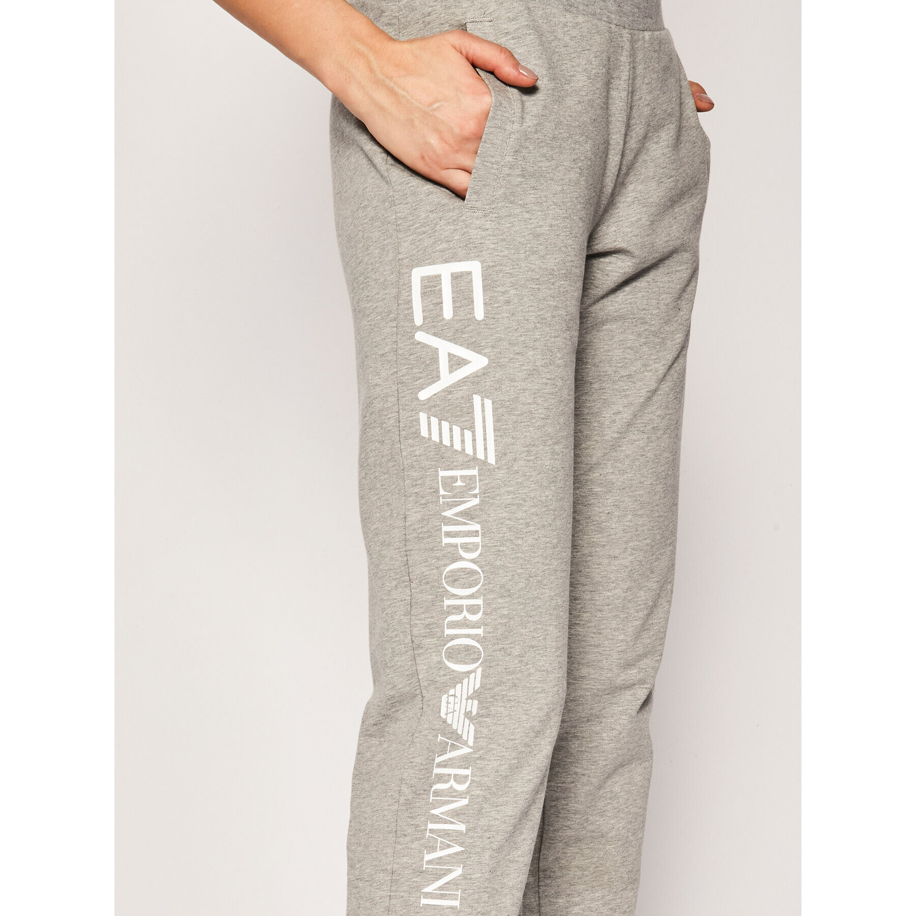 EA7 Emporio Armani Teplákové kalhoty 8NTP89 TJ31Z 0905 Šedá Regular Fit - Pepit.cz