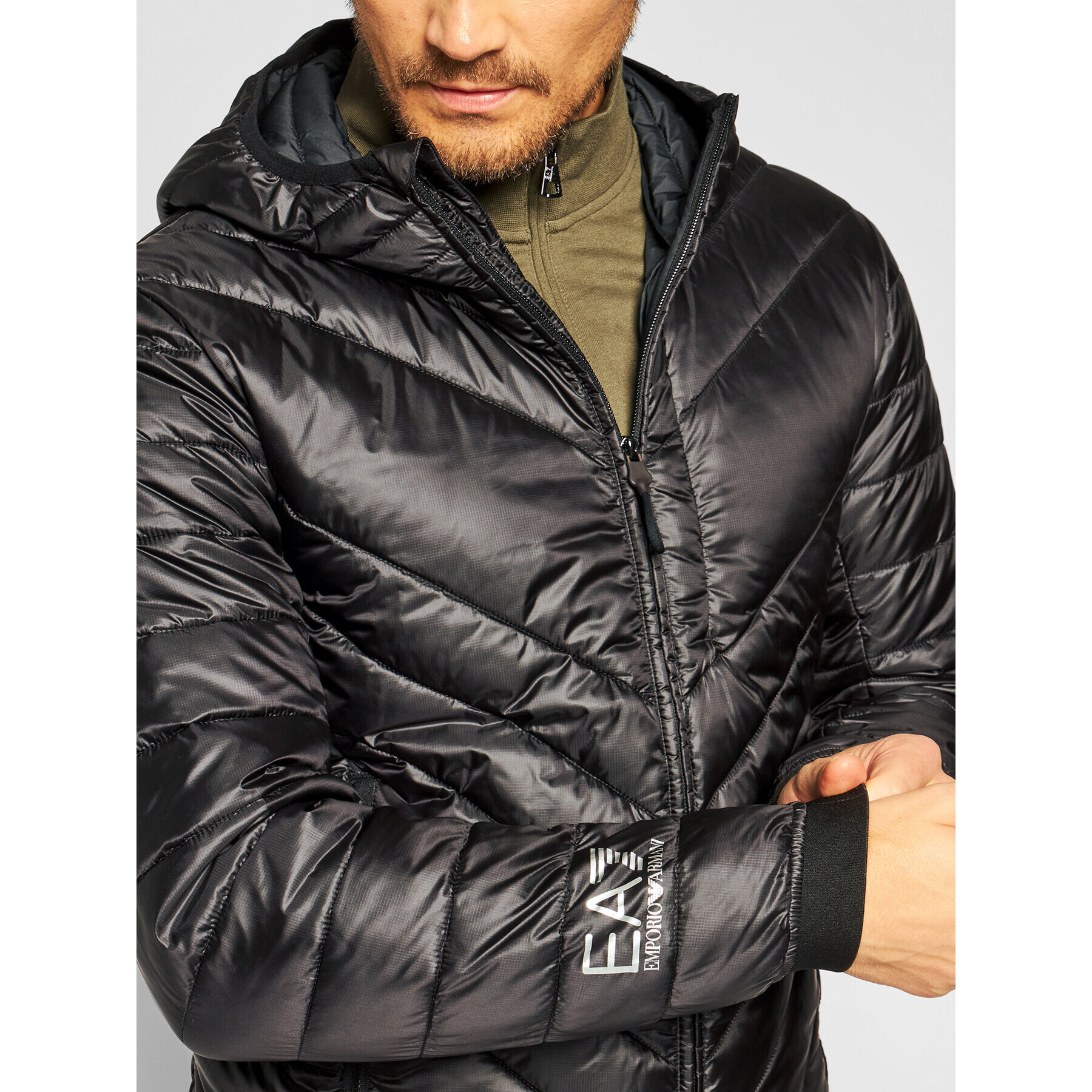 EA7 Emporio Armani Vatovaná bunda 6HPB45 PNQ9Z 1200 Černá Regular Fit - Pepit.cz