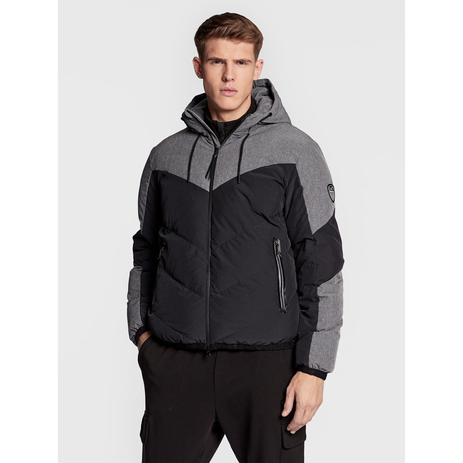 EA7 Emporio Armani Vatovaná bunda 6LPB21 PN1BZ 1200 Černá Regular Fit - Pepit.cz