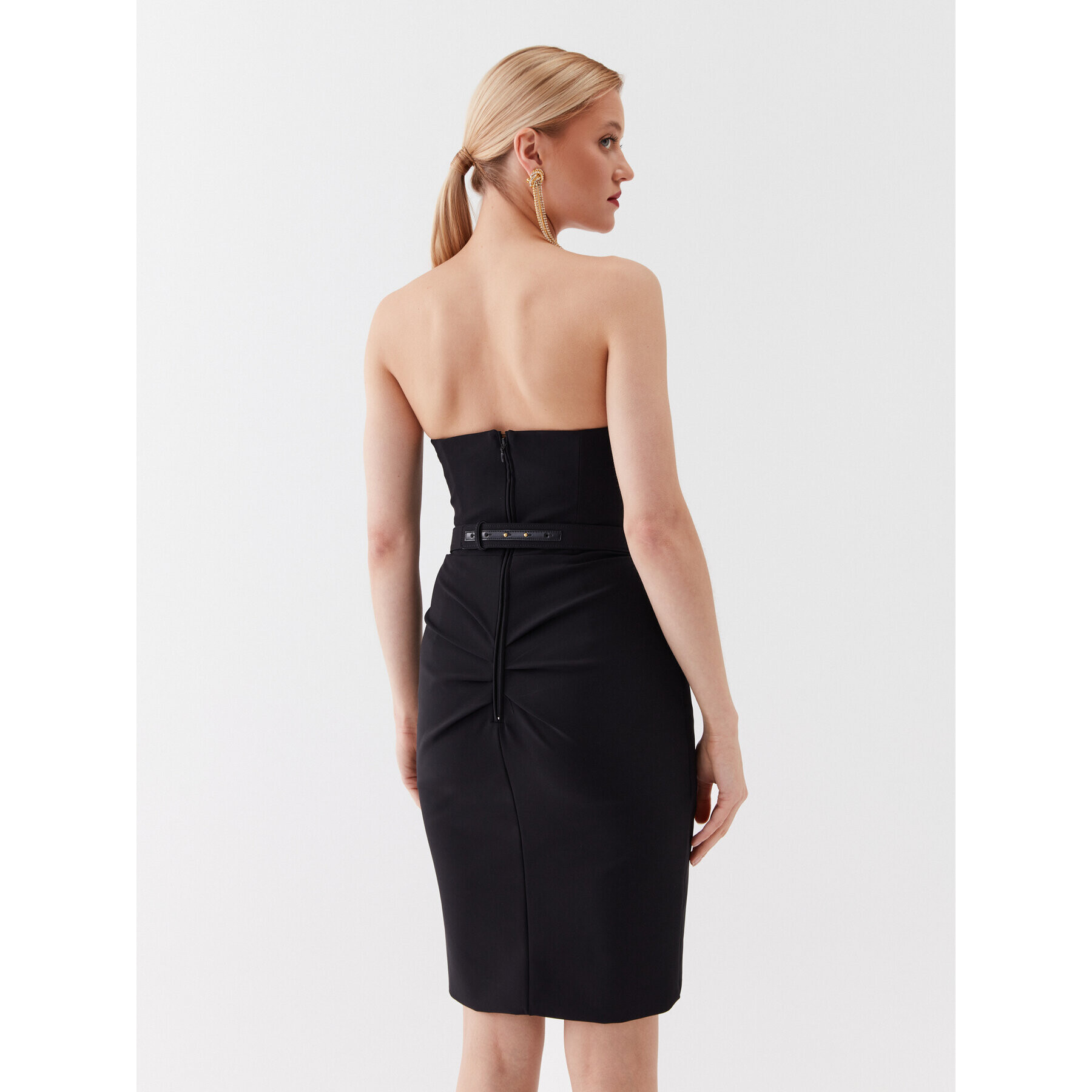 Elisabetta Franchi Koktejlové šaty AB-425-32E2-V500 Černá Slim Fit - Pepit.cz