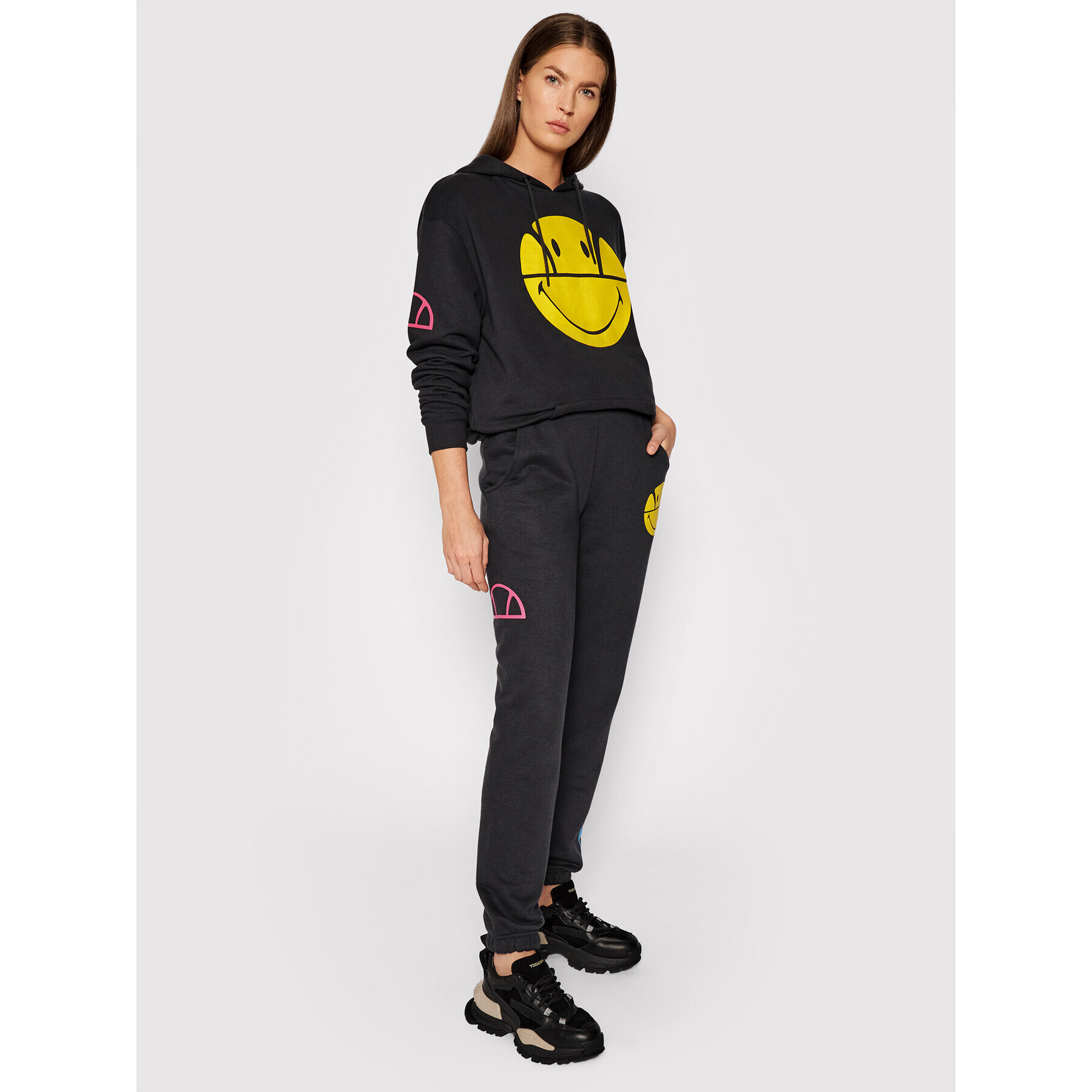 Ellesse Mikina Unisex SMILEY Joyoso SML13080 Šedá Regular Fit - Pepit.cz