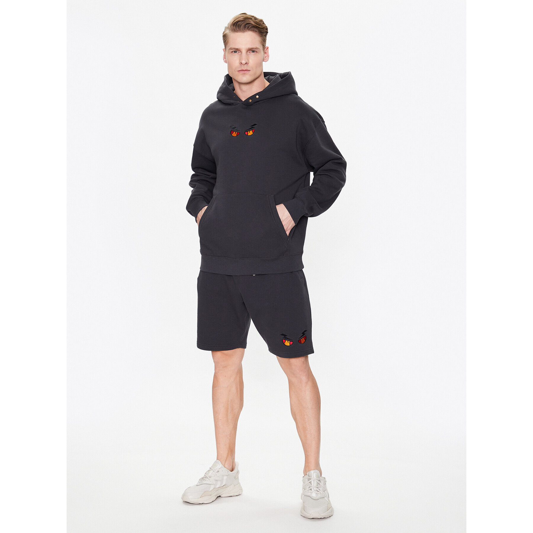 Ellesse Sportovní kraťasy Agusto SHR18011 Černá Regular Fit - Pepit.cz