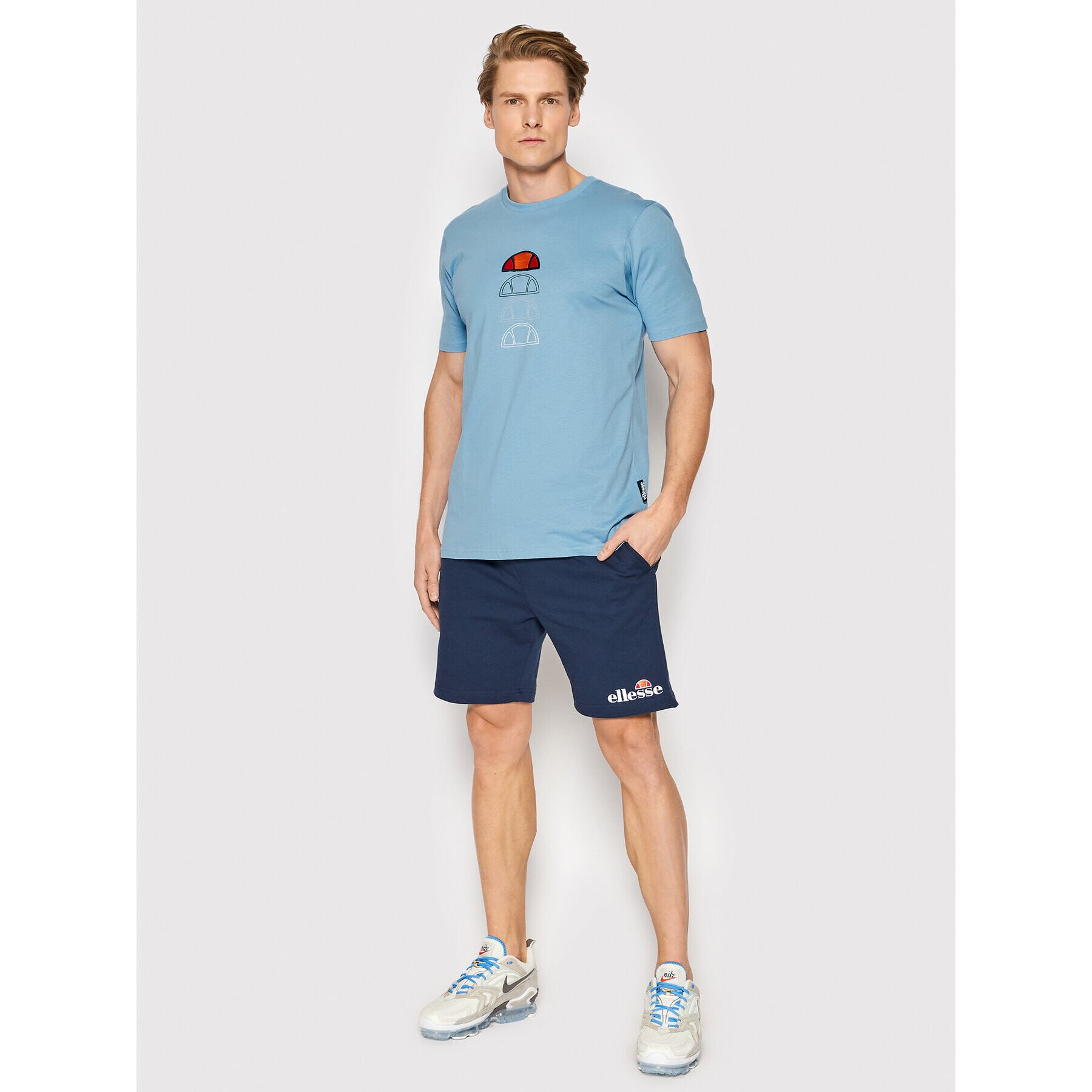 Ellesse Sportovní kraťasy Silvan SHF09162 Tmavomodrá Regular Fit - Pepit.cz