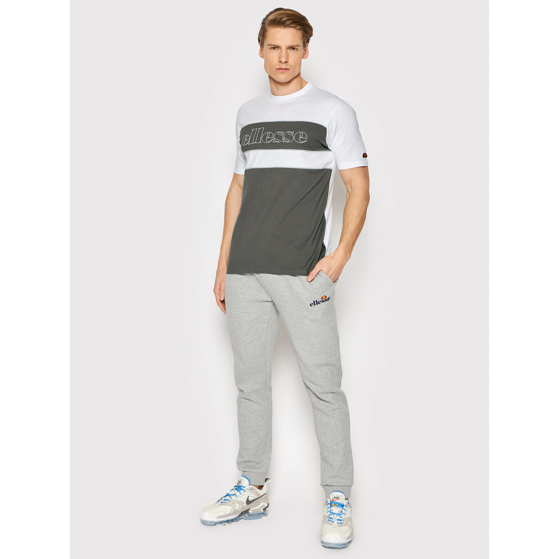 Ellesse Teplákové kalhoty Granite SHK12643 Šedá Regular Fit - Pepit.cz