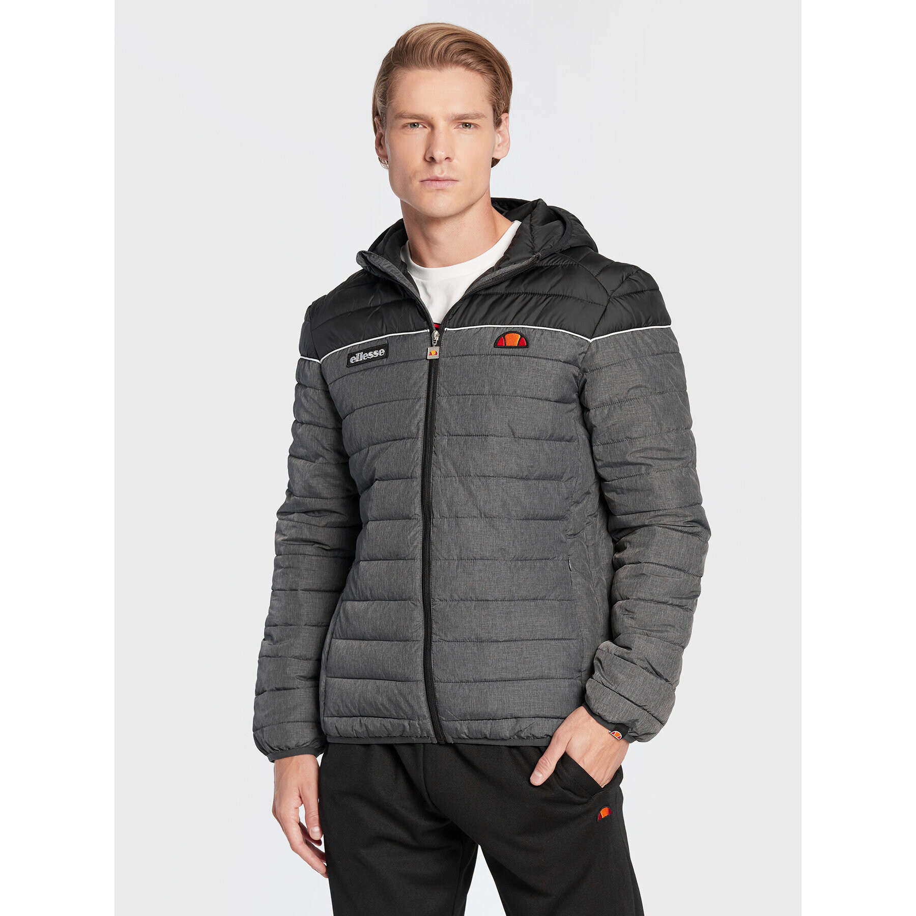 Ellesse Vatovaná bunda Lombardy 2 SHK13274 Šedá Regular Fit - Pepit.cz