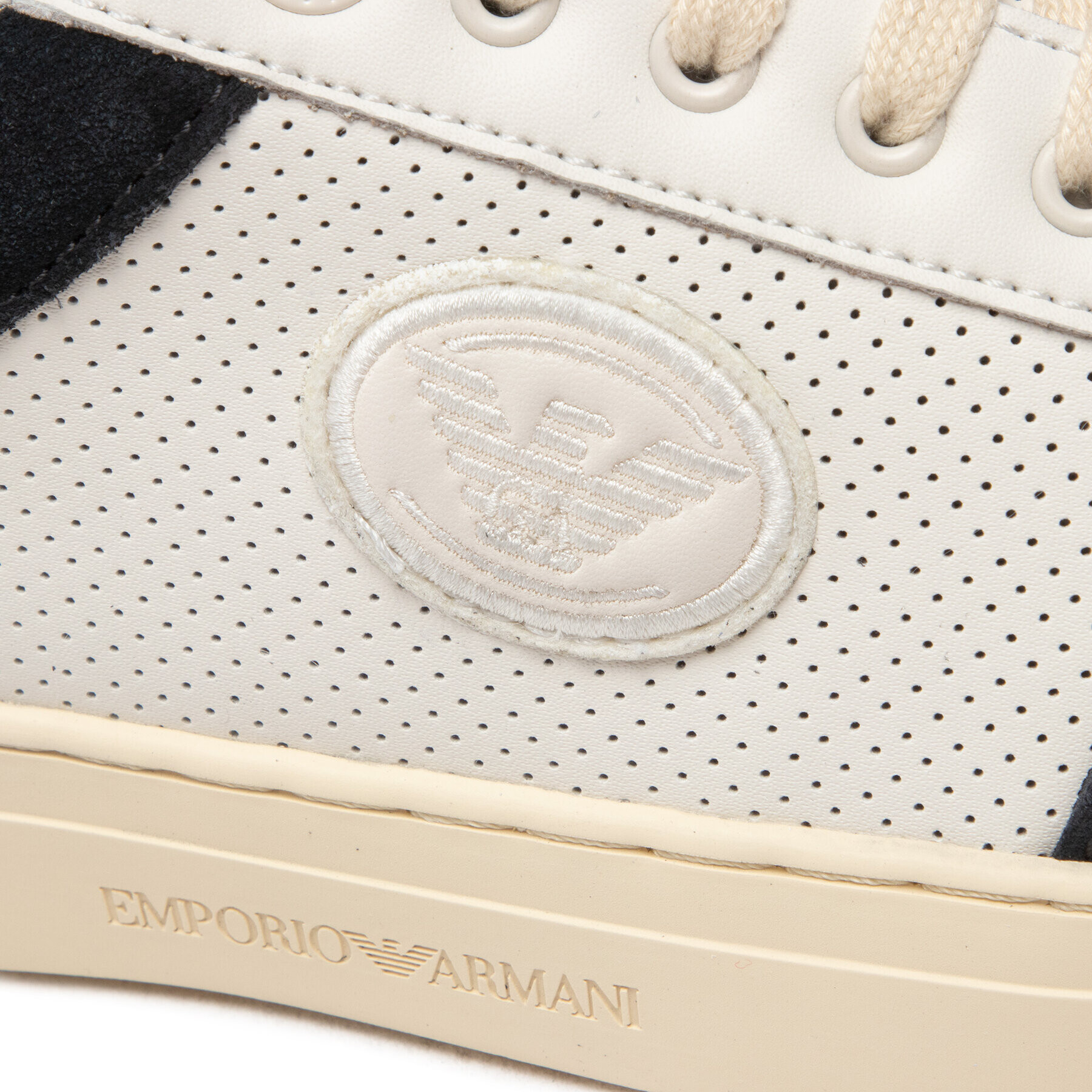 Emporio Armani Sneakersy X4X582 XN646 R311 Bílá - Pepit.cz