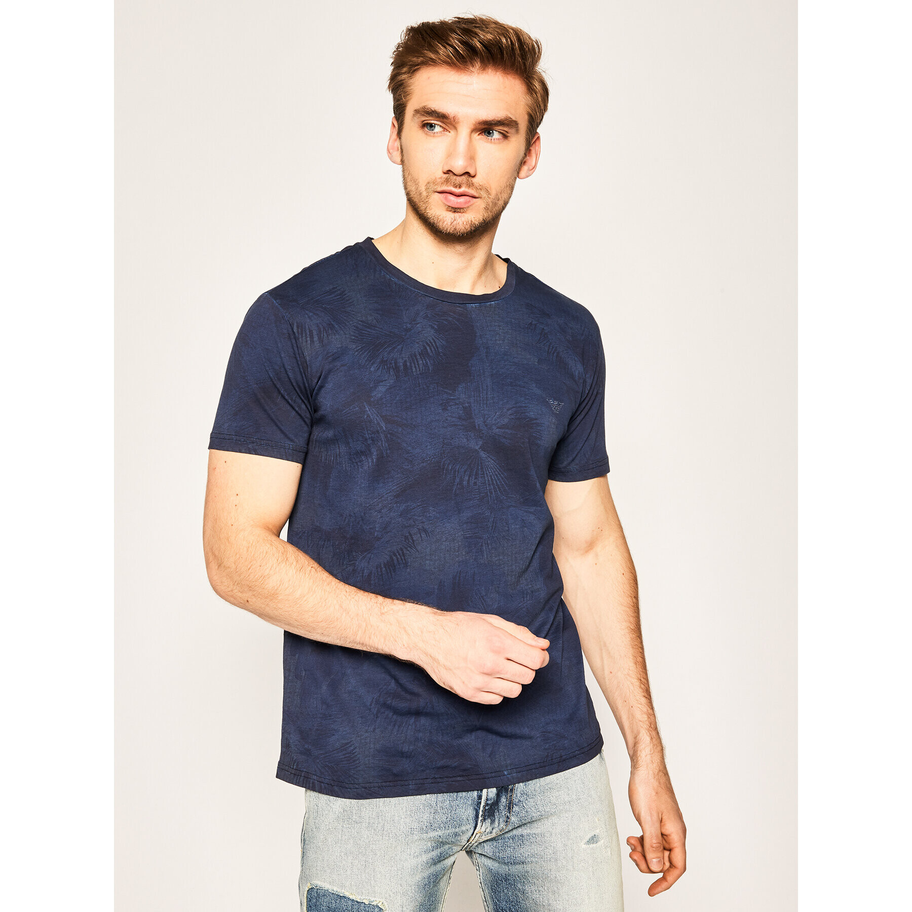 Emporio Armani T-Shirt 211831 0P467 65335 Tmavomodrá Regular Fit - Pepit.cz