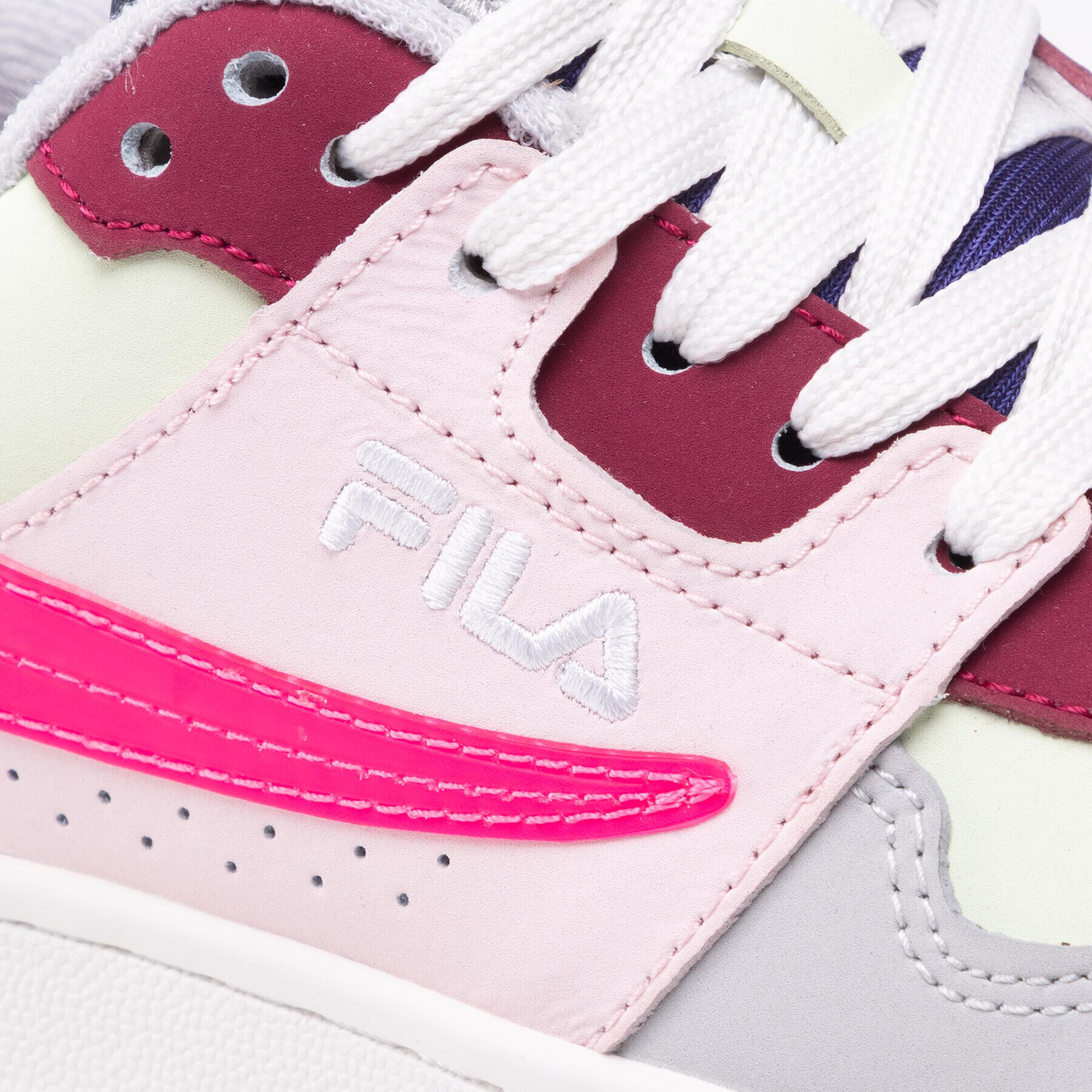 Fila Sneakersy Arcade Cb Wmn 1011381.52N Barevná - Pepit.cz