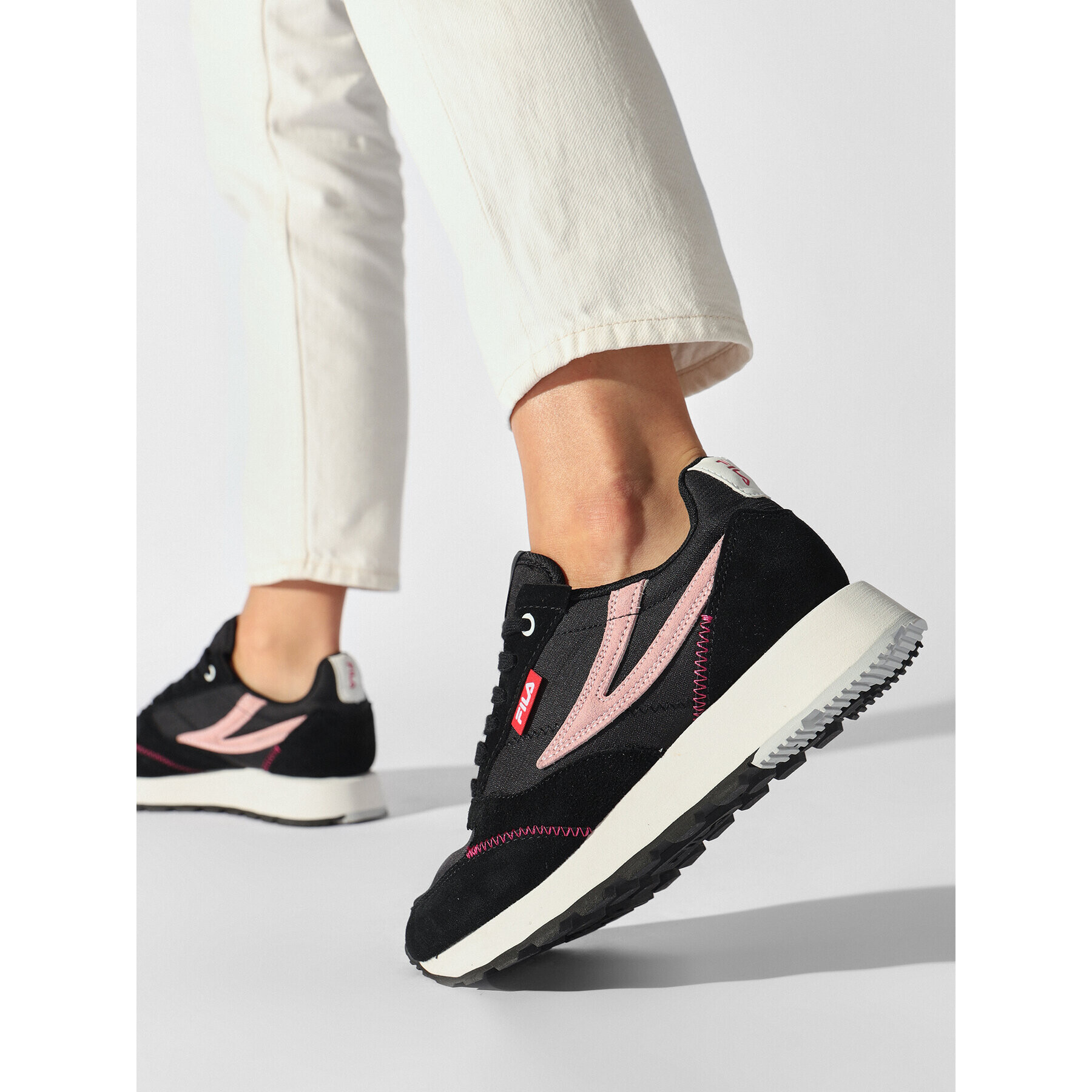 Fila Sneakersy Run Formation Wmn FFW0298.83241 Černá - Pepit.cz