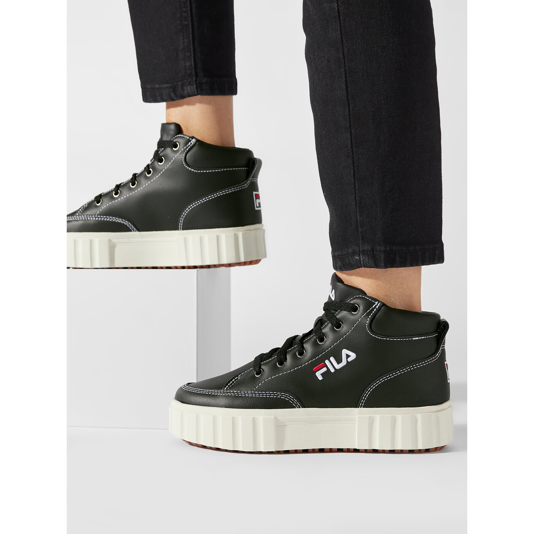 Fila Sneakersy Sandblast Mid Wmn FFW0187.80010 Černá - Pepit.cz