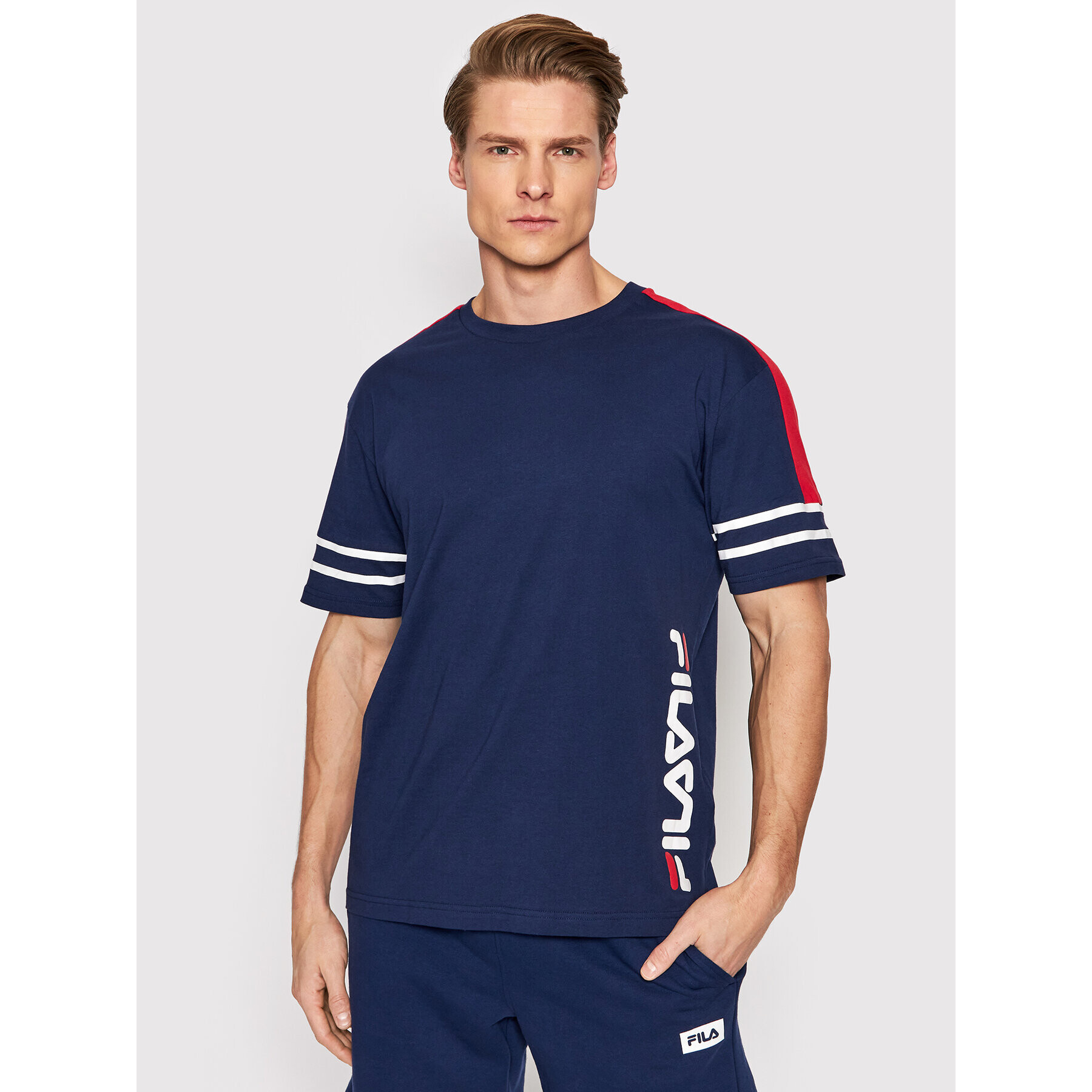 Fila T-Shirt Barstow FAM0079 Tmavomodrá Relaxed Fit - Pepit.cz