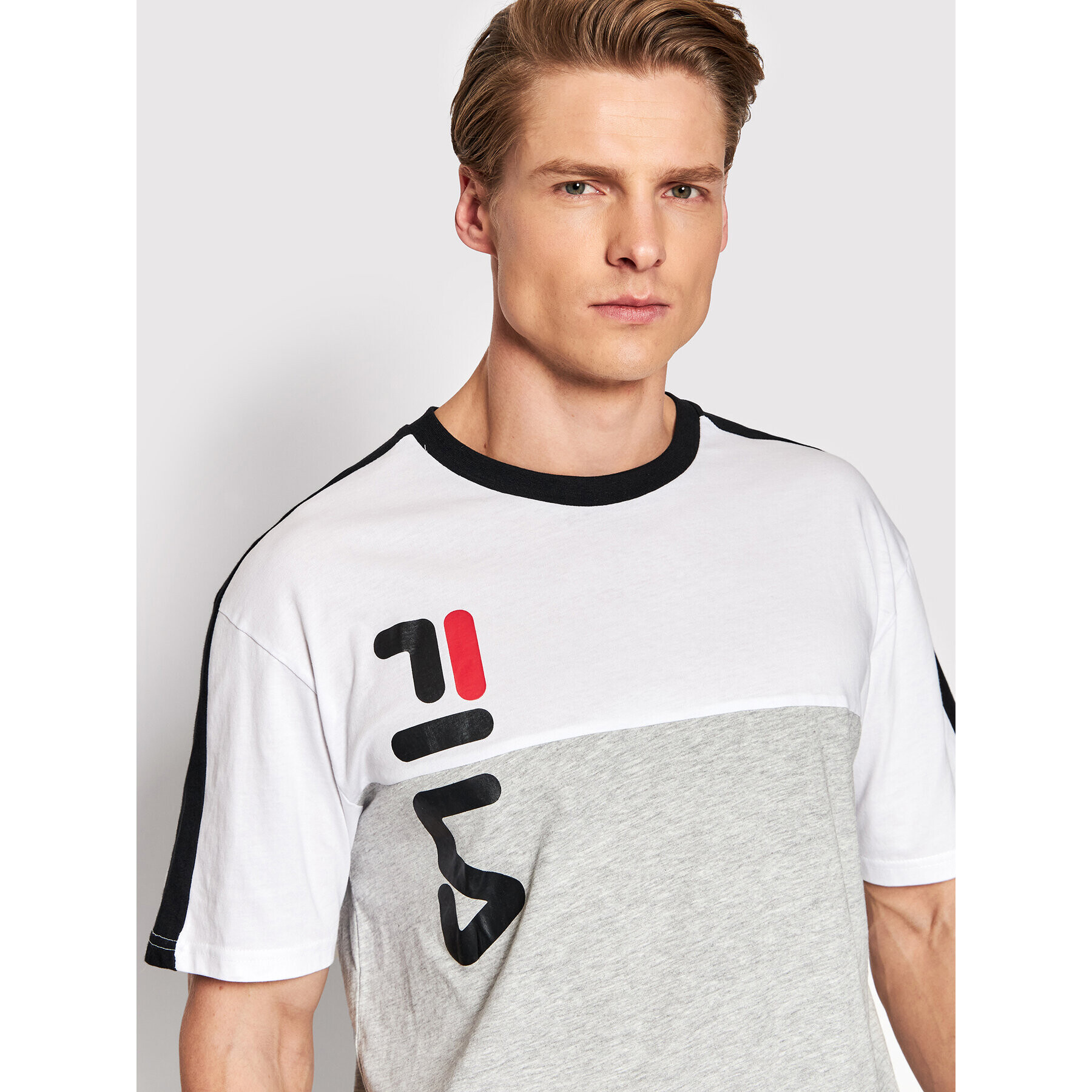 Fila T-Shirt Bartin FAM0078 Šedá Relaxed Fit - Pepit.cz