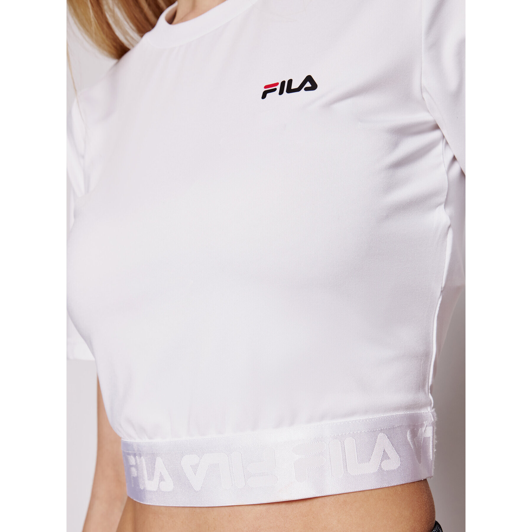 Fila T-Shirt Caylin 688520 Bílá Cropped Fit - Pepit.cz