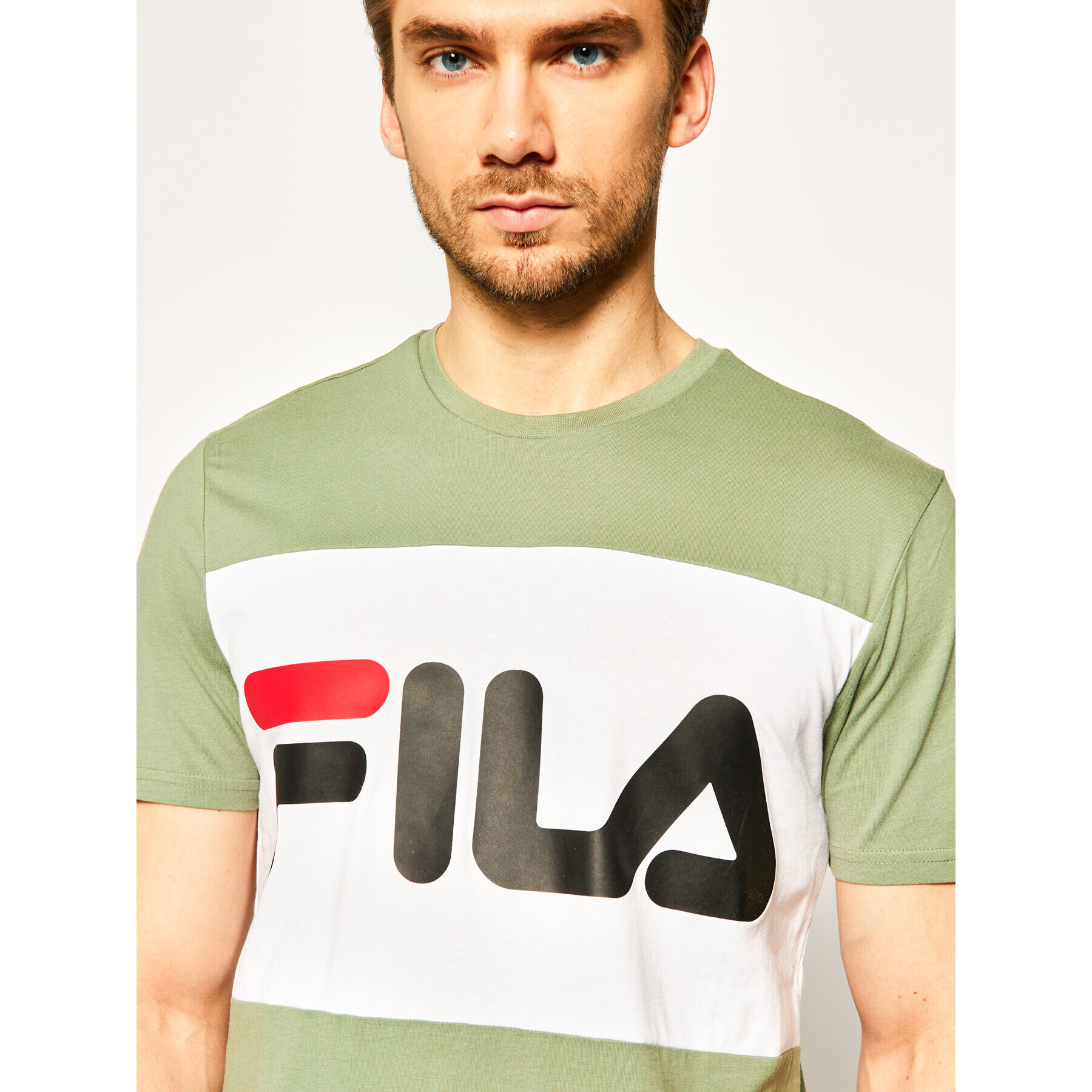 Fila T-Shirt Day Tee 681244 Zelená Regular Fit - Pepit.cz