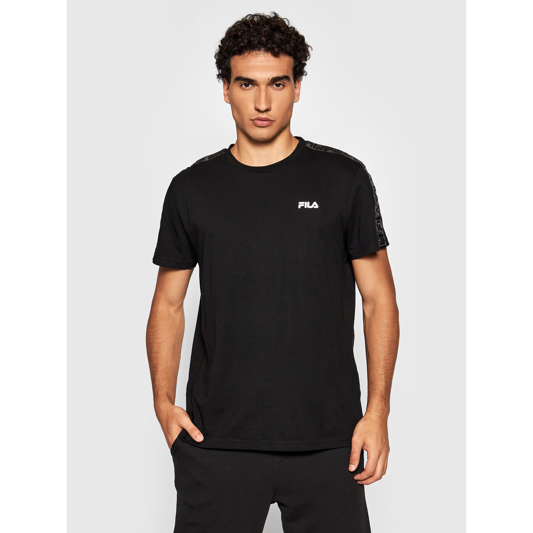 Fila T-Shirt Nam 689137 Černá Regular Fit - Pepit.cz