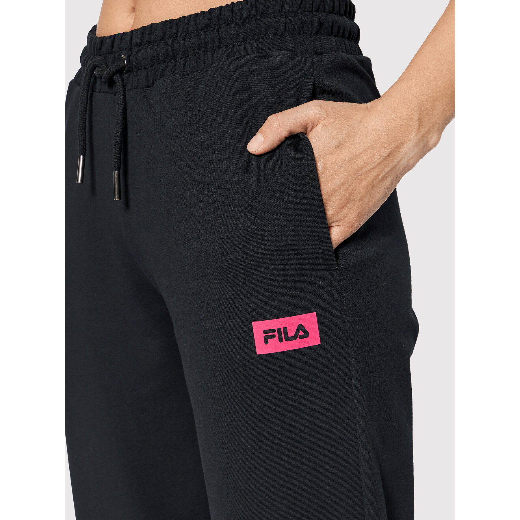 Fila Teplákové kalhoty Bozen FAW0011 Černá Regular Fit - Pepit.cz