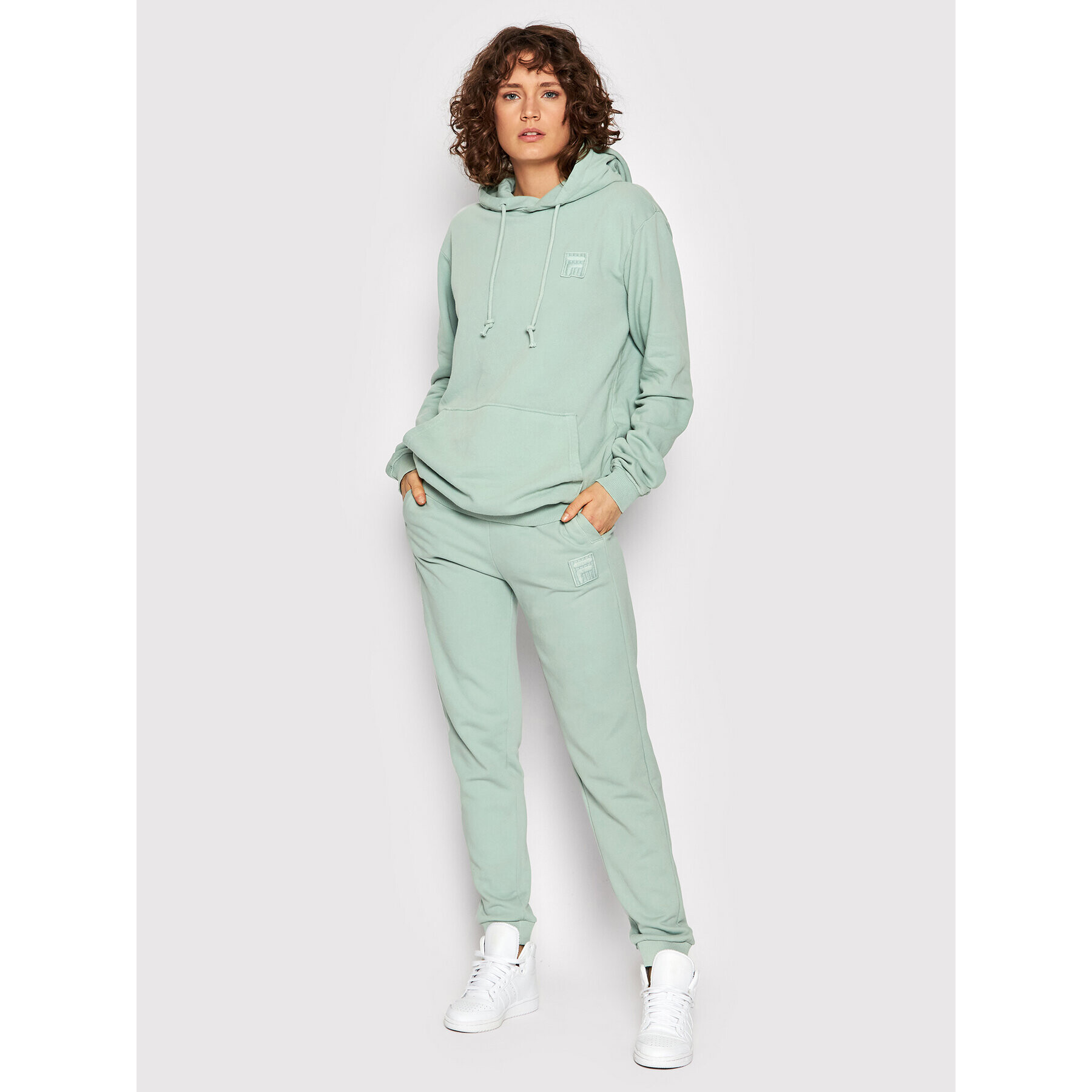 Fila Teplákové kalhoty Unisex Bastogne FAU0004 Zelená Regular Fit - Pepit.cz