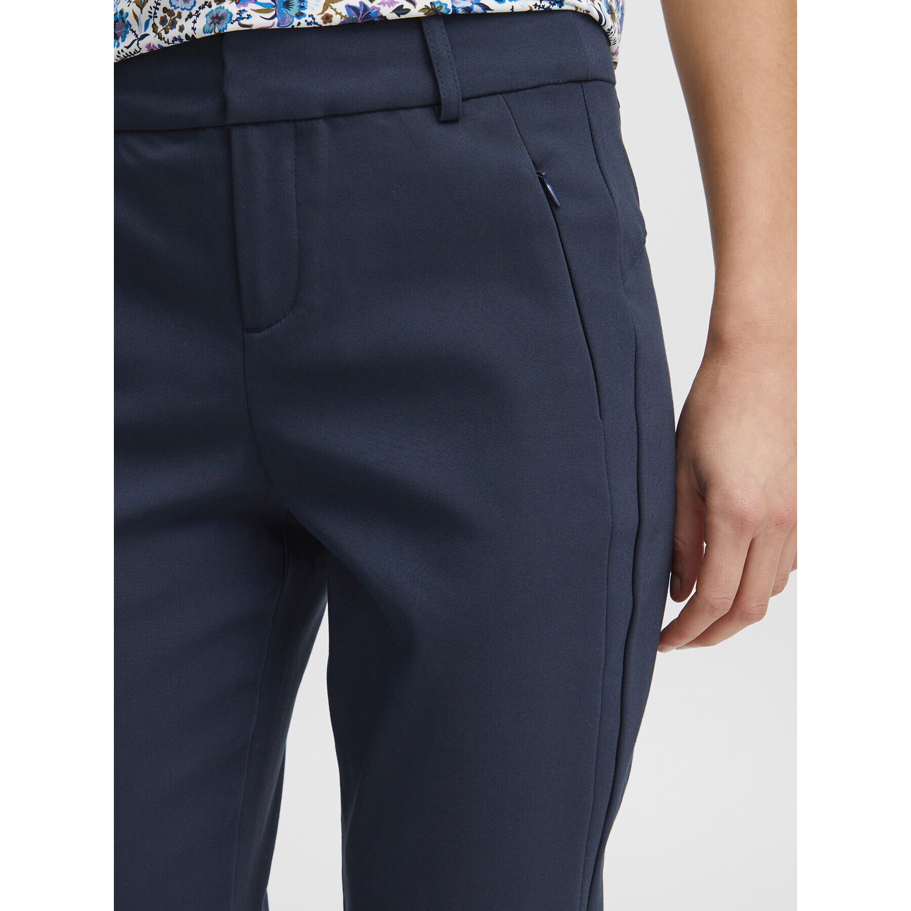 Fransa Chino kalhoty 20610983 Tmavomodrá Curvy Fit - Pepit.cz