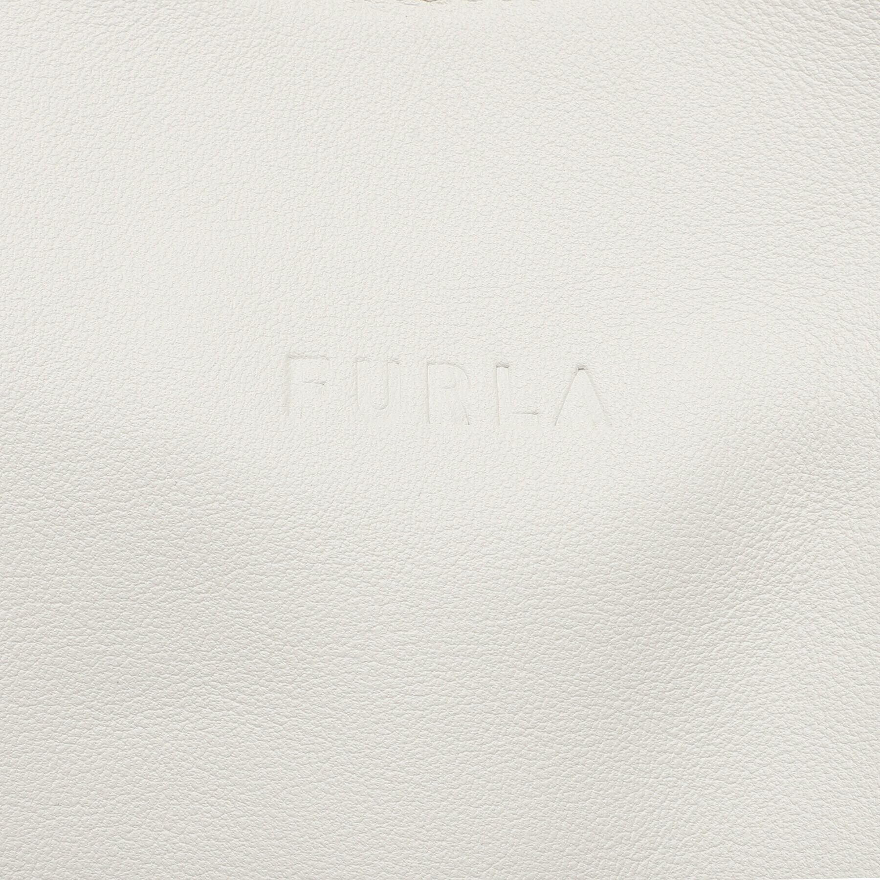 Furla Kabelka Flow WB01017-BX2317-1704S-1007 Écru - Pepit.cz