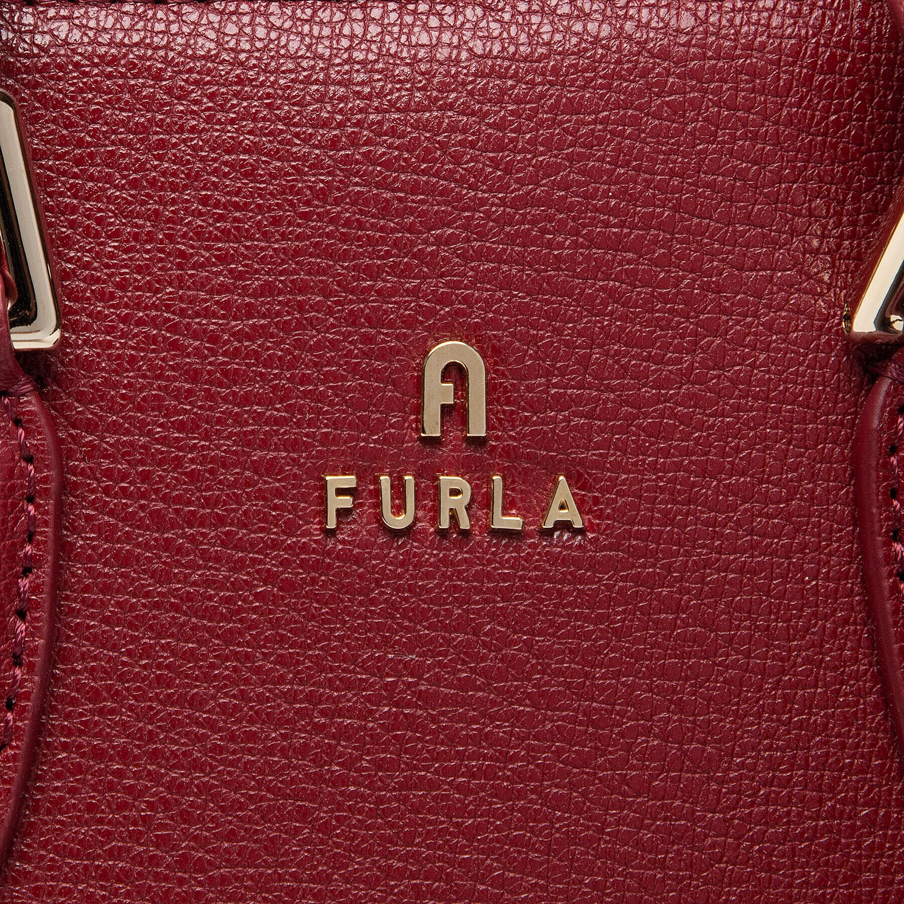 Furla Kabelka Magnolia WB00709-BX1218-1614S-1-007-20-CB-B Bordó - Pepit.cz