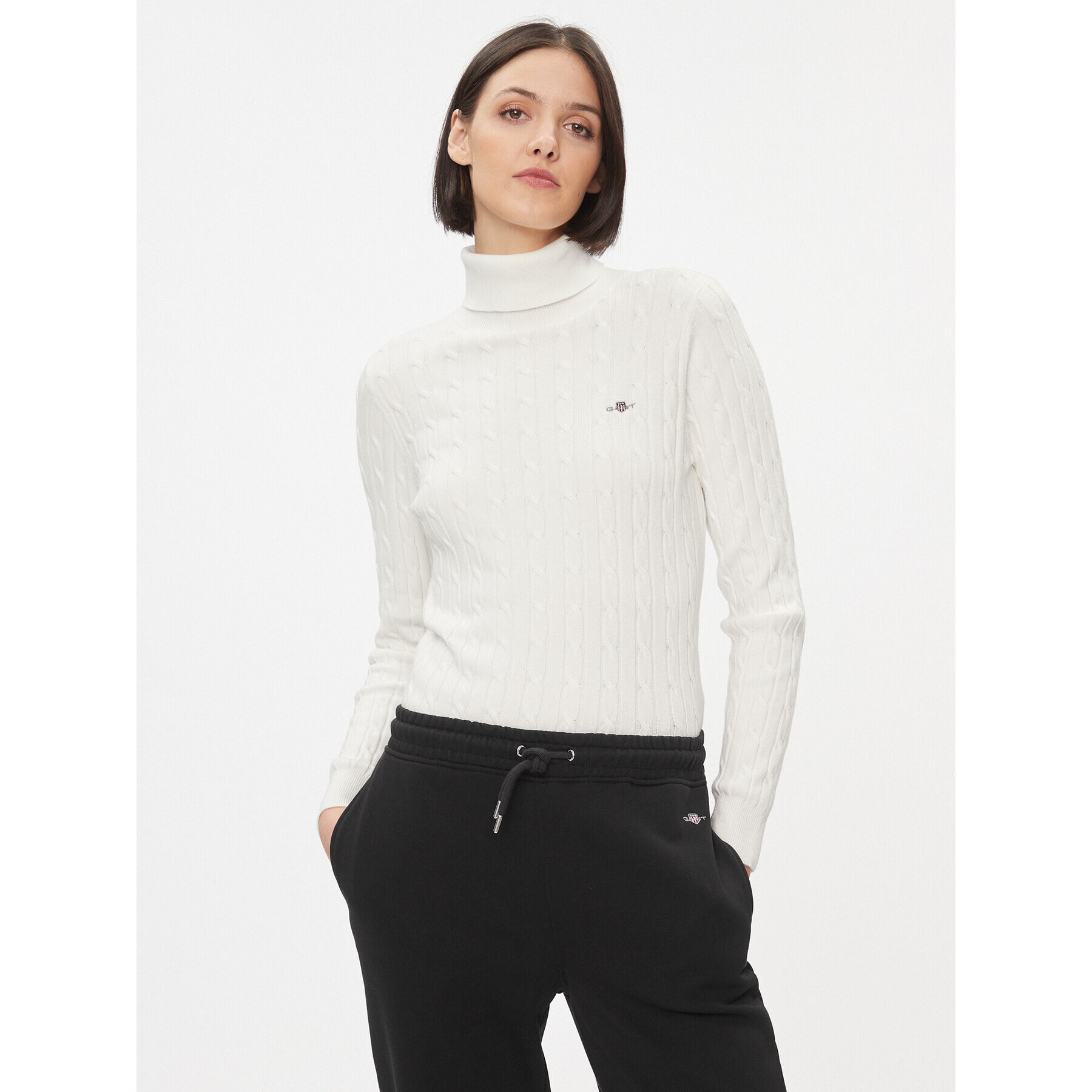 Gant Rolák Stretch Cotton Cable Turtleneck 4800102 Écru Slim Fit - Pepit.cz