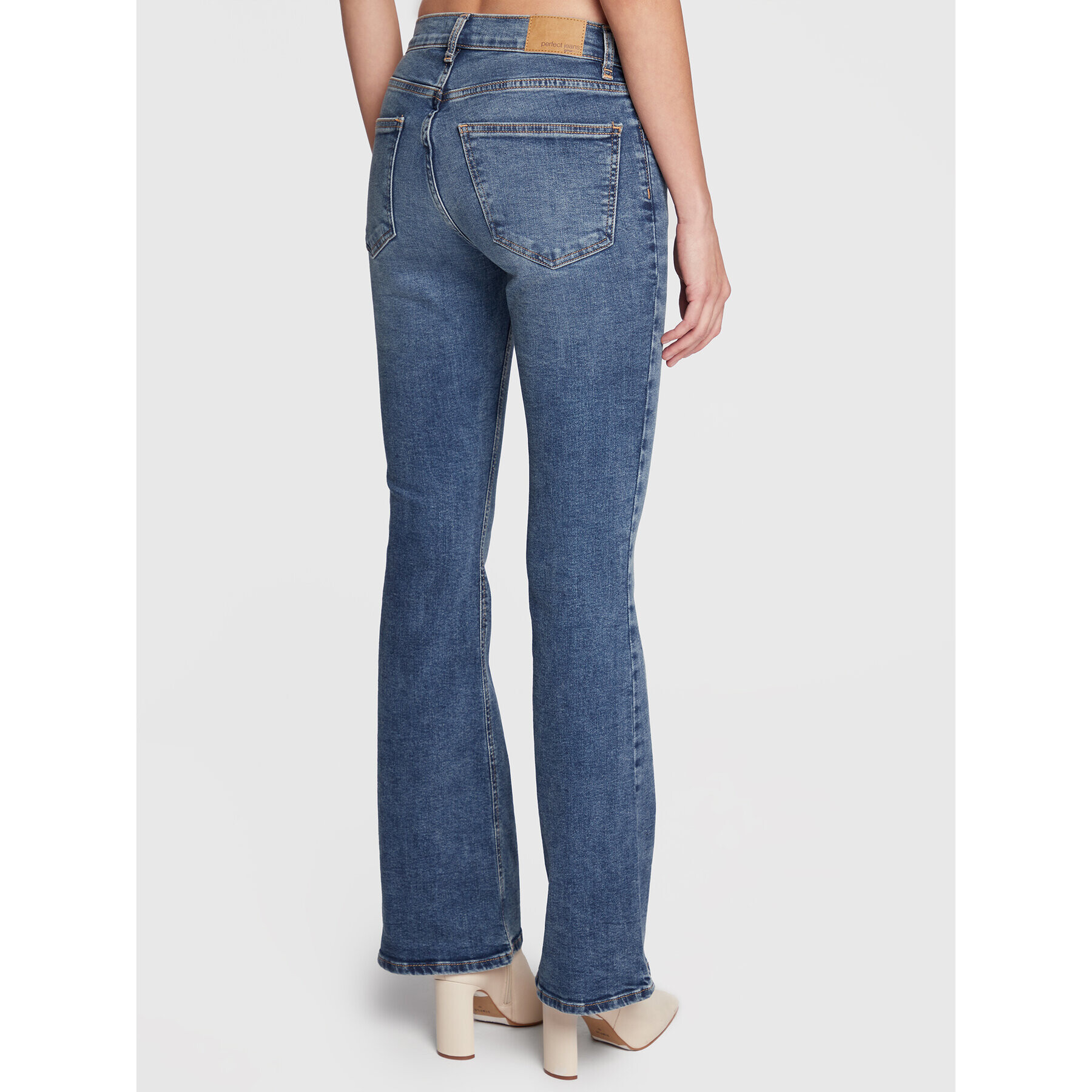 Gina Tricot Jeansy 17398 Tmavomodrá Regular Fit - Pepit.cz