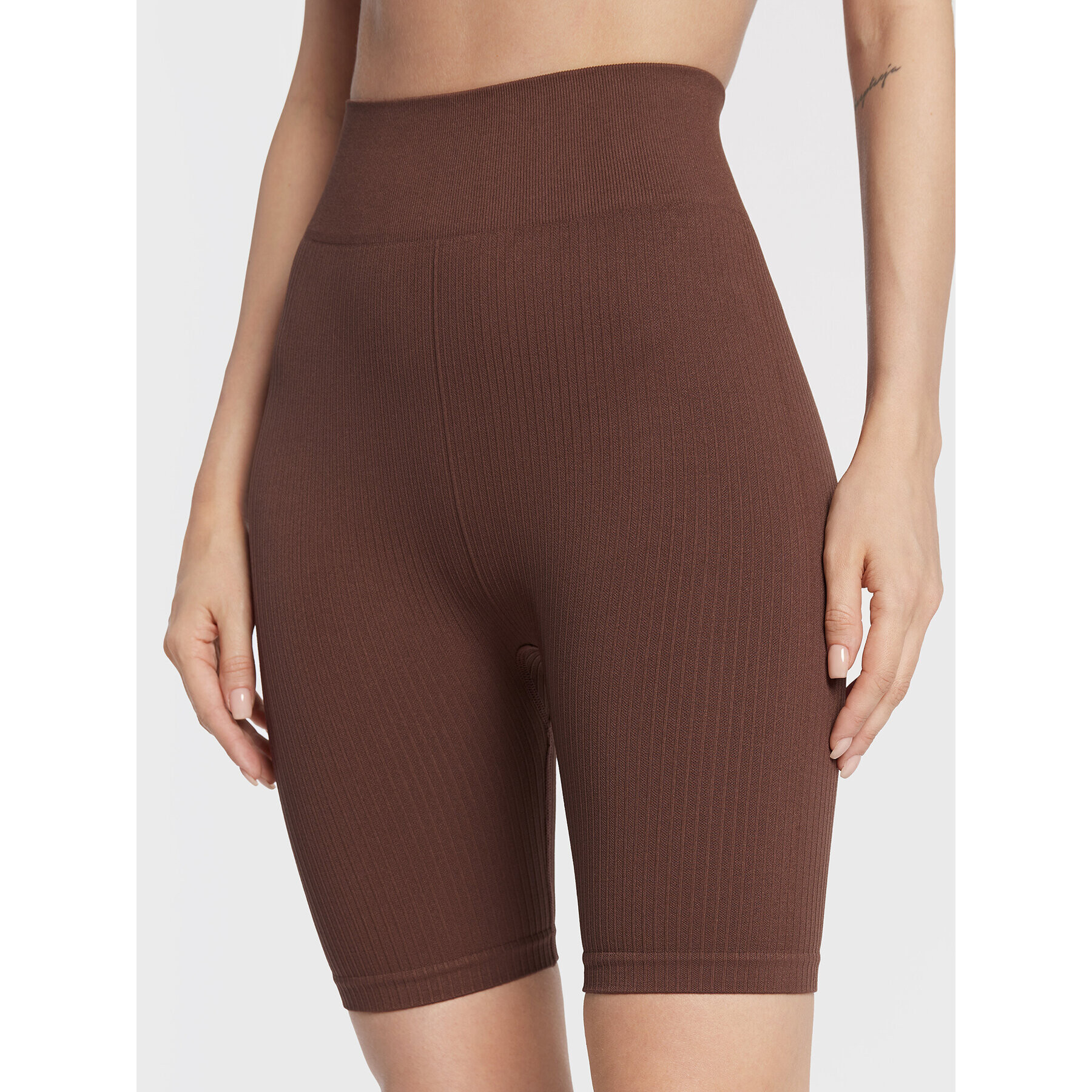 Gina Tricot Sportovní kraťasy Sky Seamless 16534 Hnědá Slim Fit - Pepit.cz