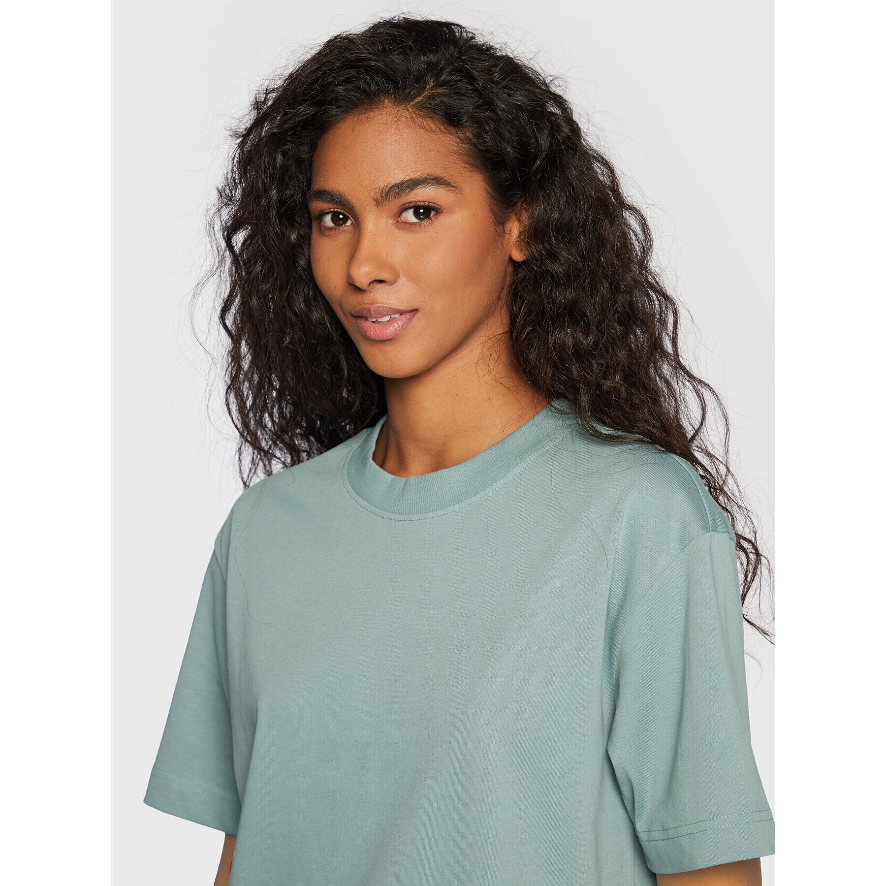 Gina Tricot T-Shirt Basic 10469 Modrá Regular Fit - Pepit.cz