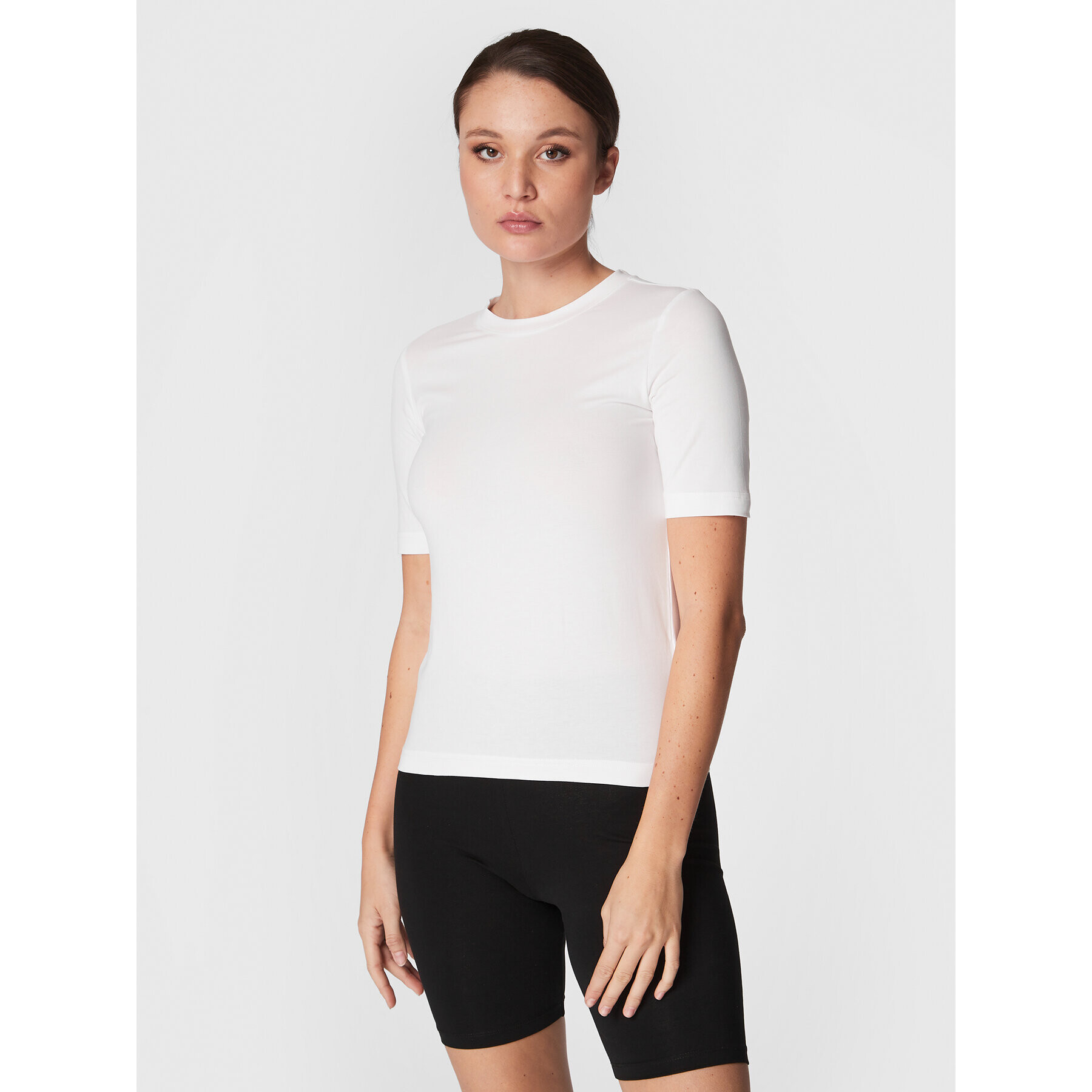 Gina Tricot T-Shirt Basic 17937 Bílá Regular Fit - Pepit.cz