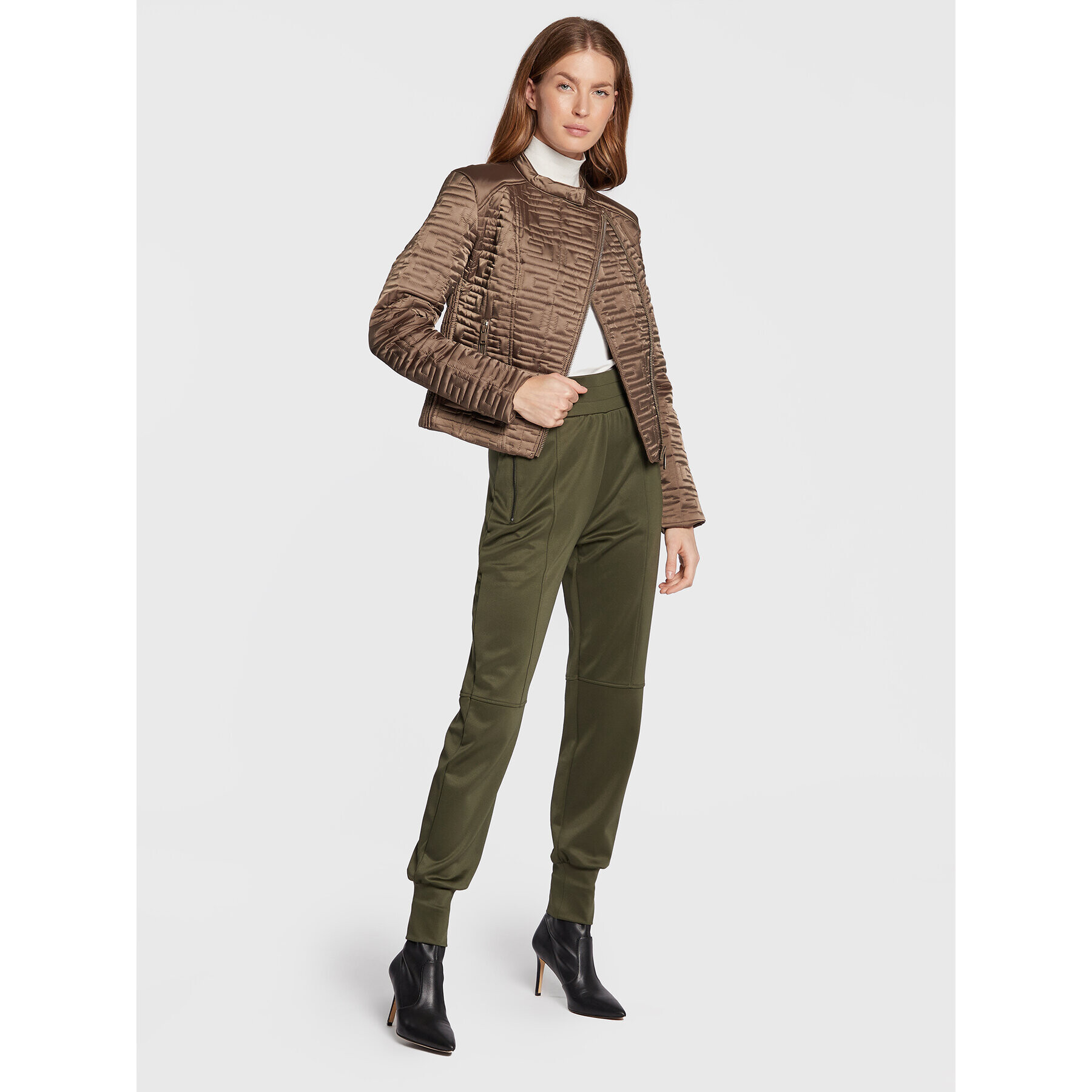 Guess Bunda pro přechodné období Marine W2BL31 WEWF0 Khaki Regular Fit - Pepit.cz