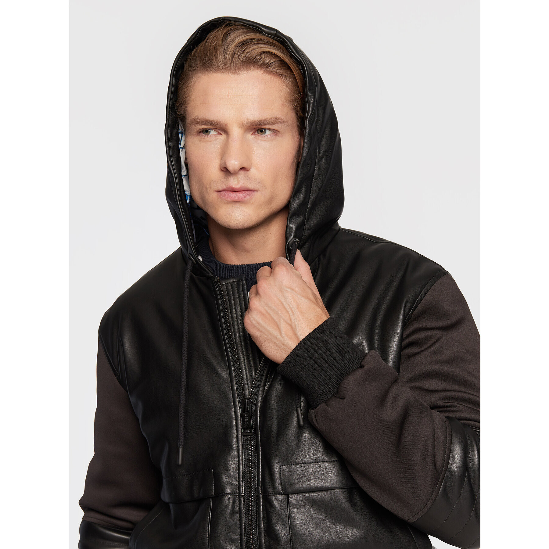 Guess Bunda z imitace kůže Downtown M2BL22 WEZ20 Černá Regular Fit - Pepit.cz