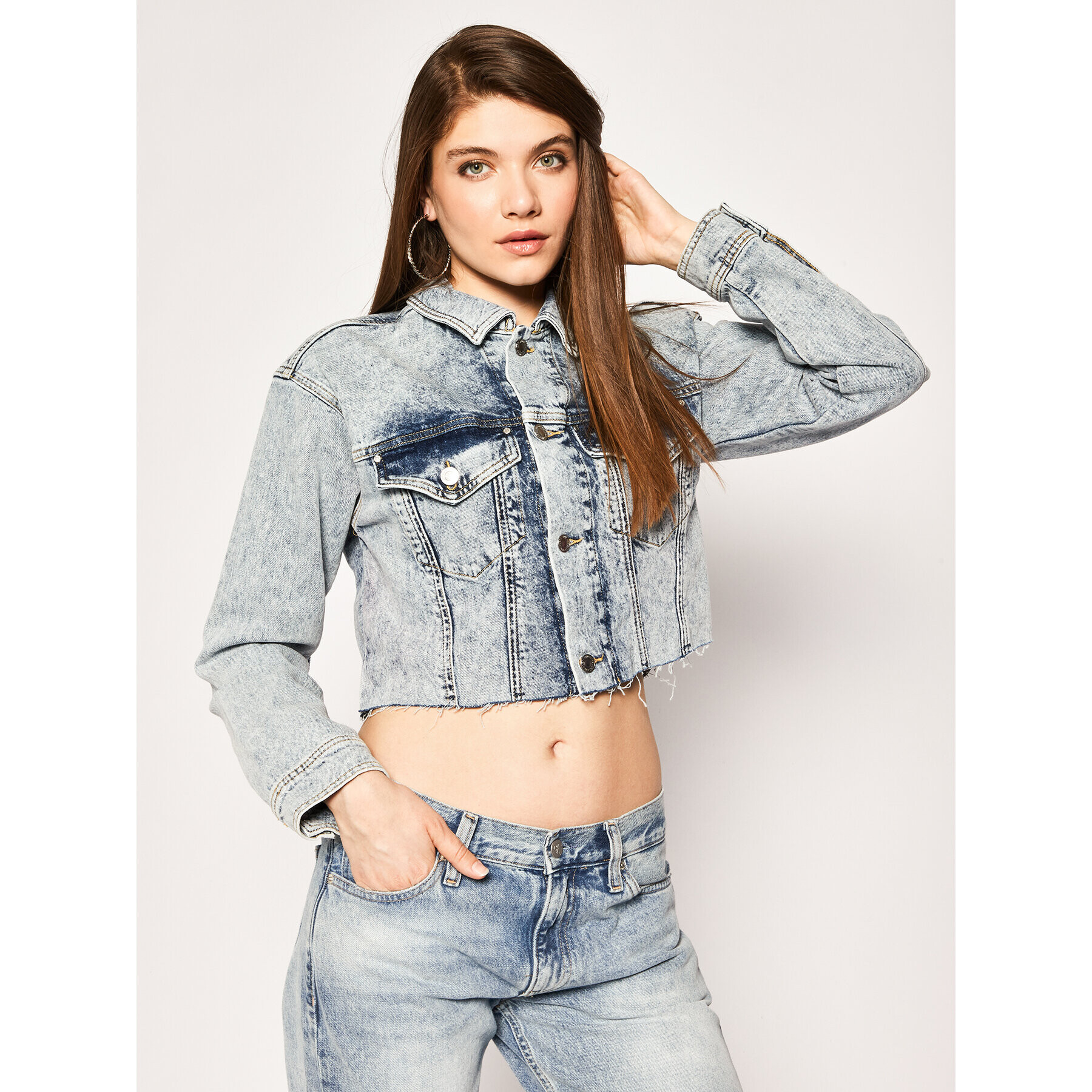 Guess Jeansová bunda Kalisa Cargo W02N08 D3LD1 Modrá Regular Fit - Pepit.cz