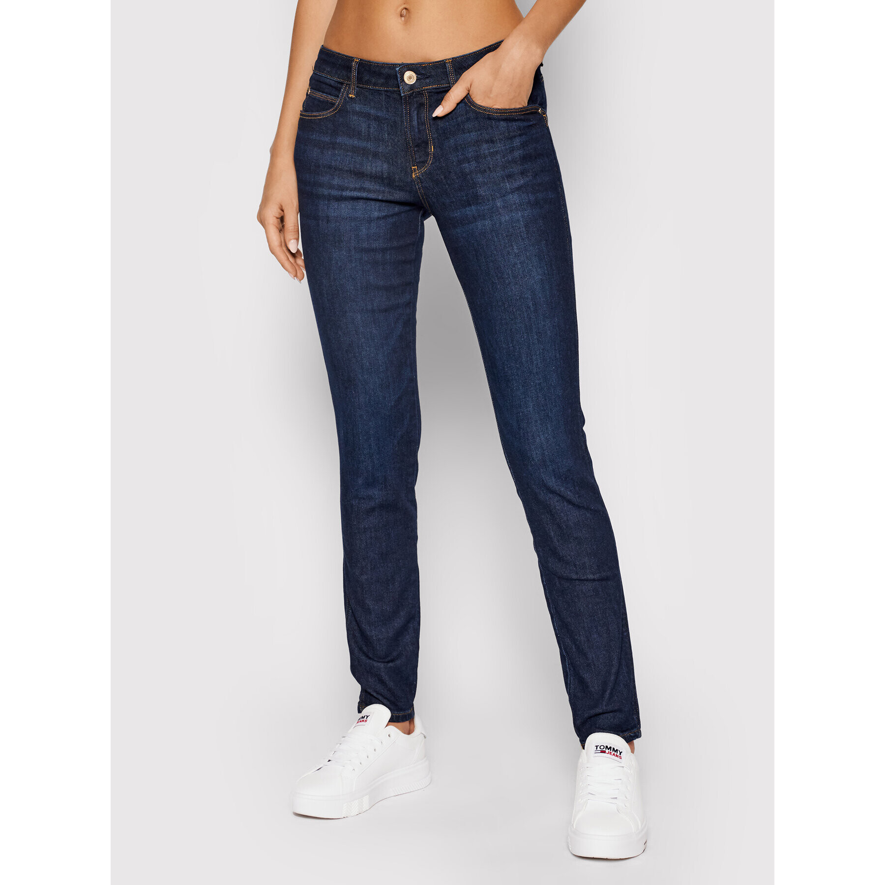 Guess Jeansy Curve X W1YAJ2 D4GV1 Tmavomodrá Slim Fit - Pepit.cz