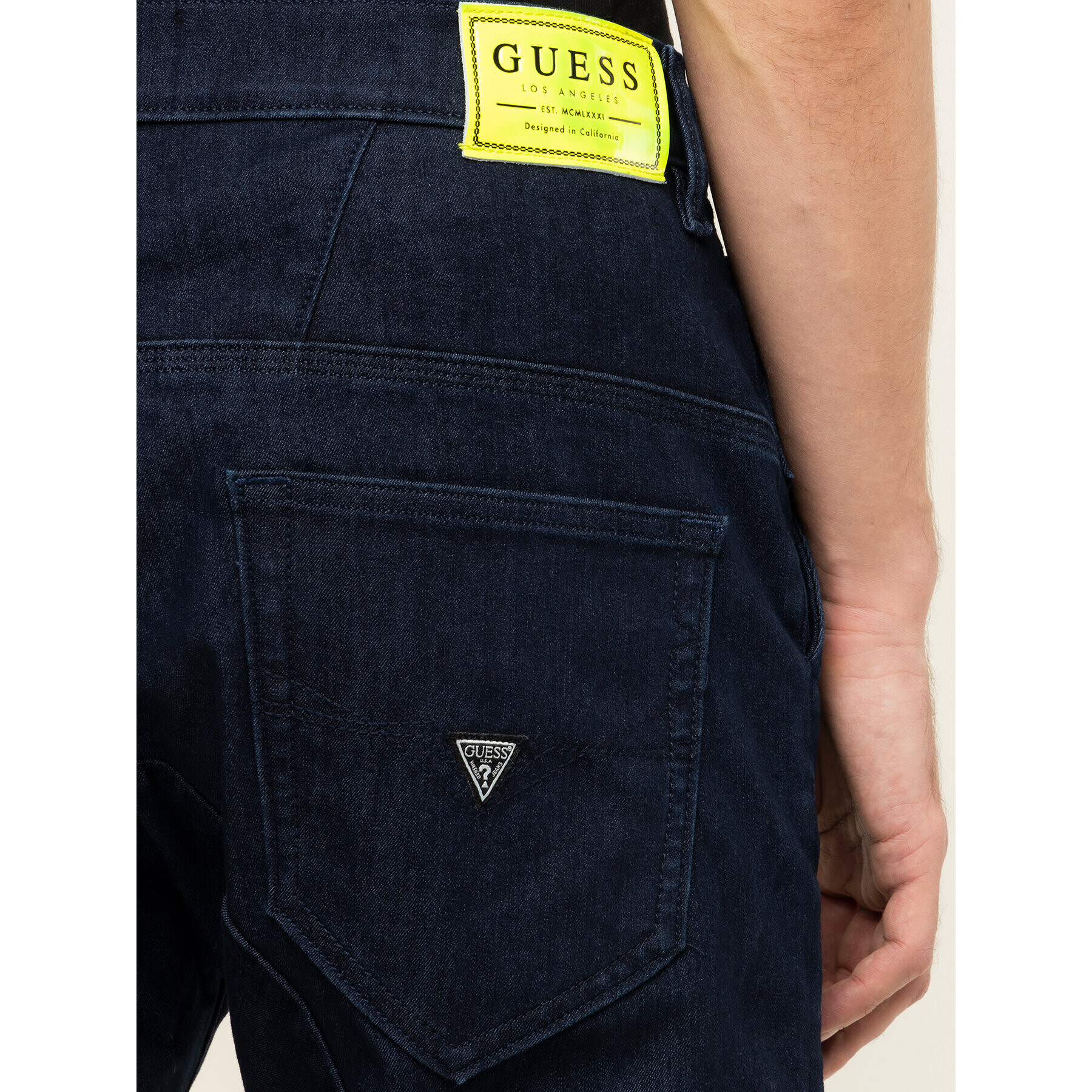 Guess Jeansy M01A24 D3Y81 Tmavomodrá Regular Fit - Pepit.cz