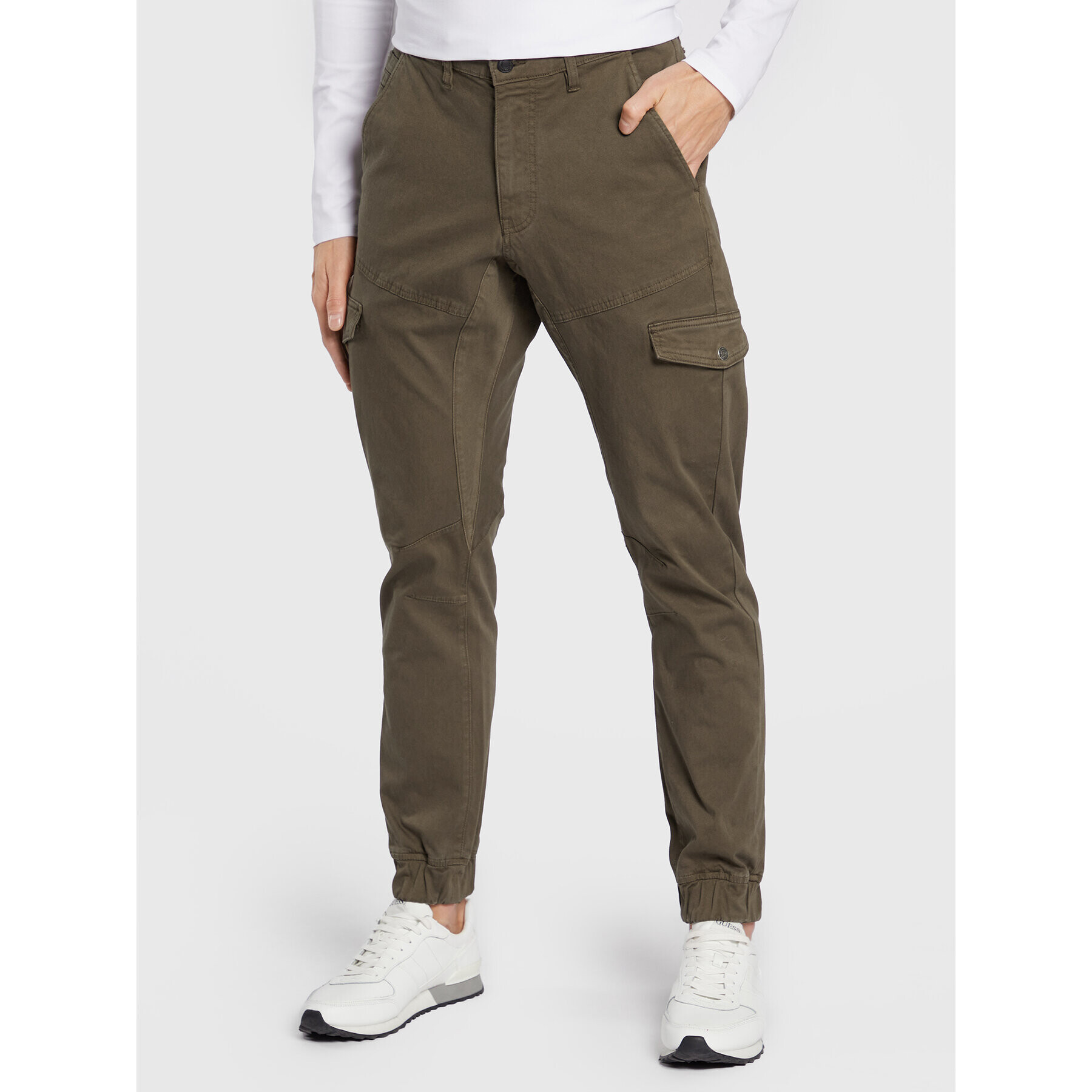 Guess Joggers kalhoty M2BB17 WEYA3 Hnědá Slim Fit - Pepit.cz