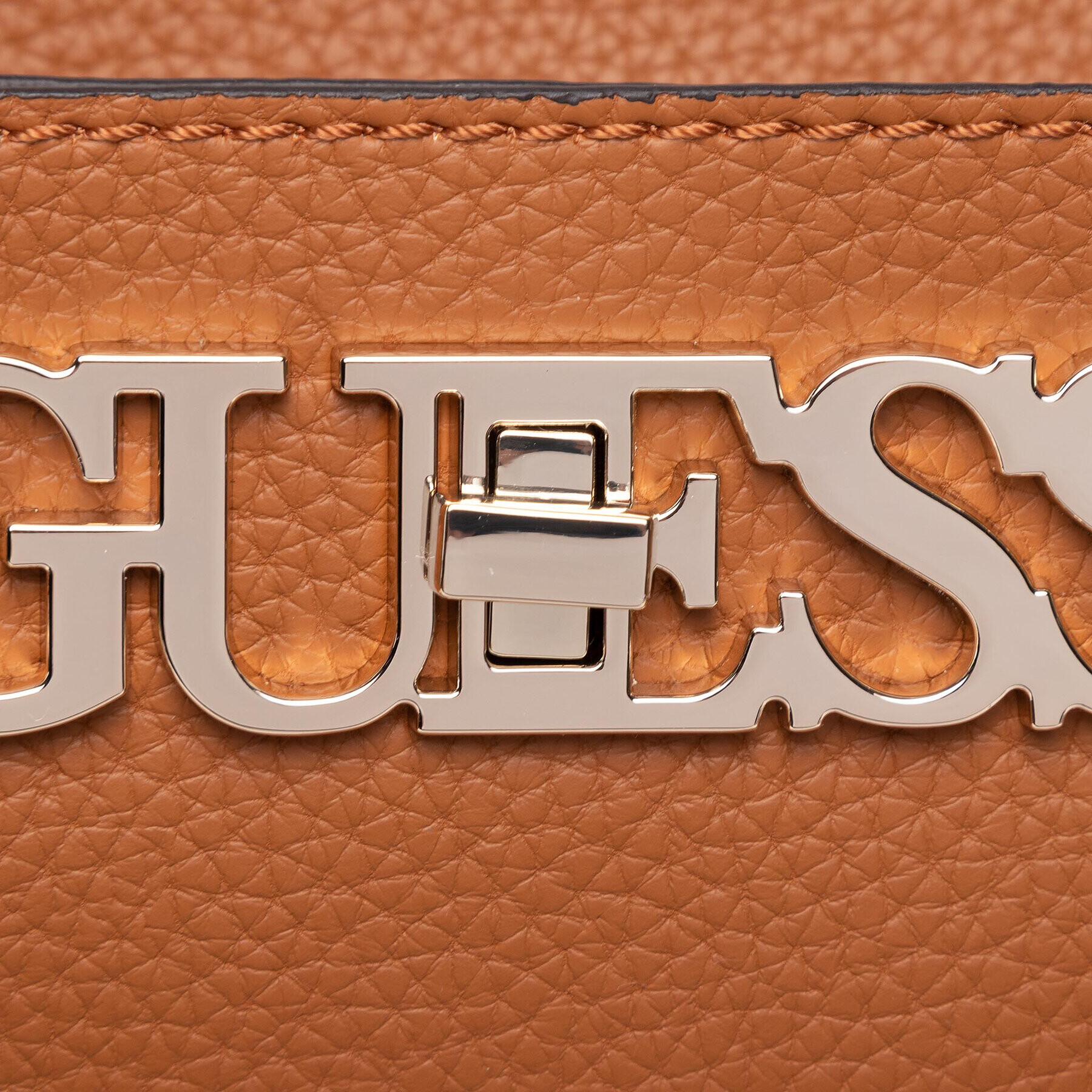 Guess Kabelka Uptown Chic (VG) HWVG73 01250 Hnědá - Pepit.cz