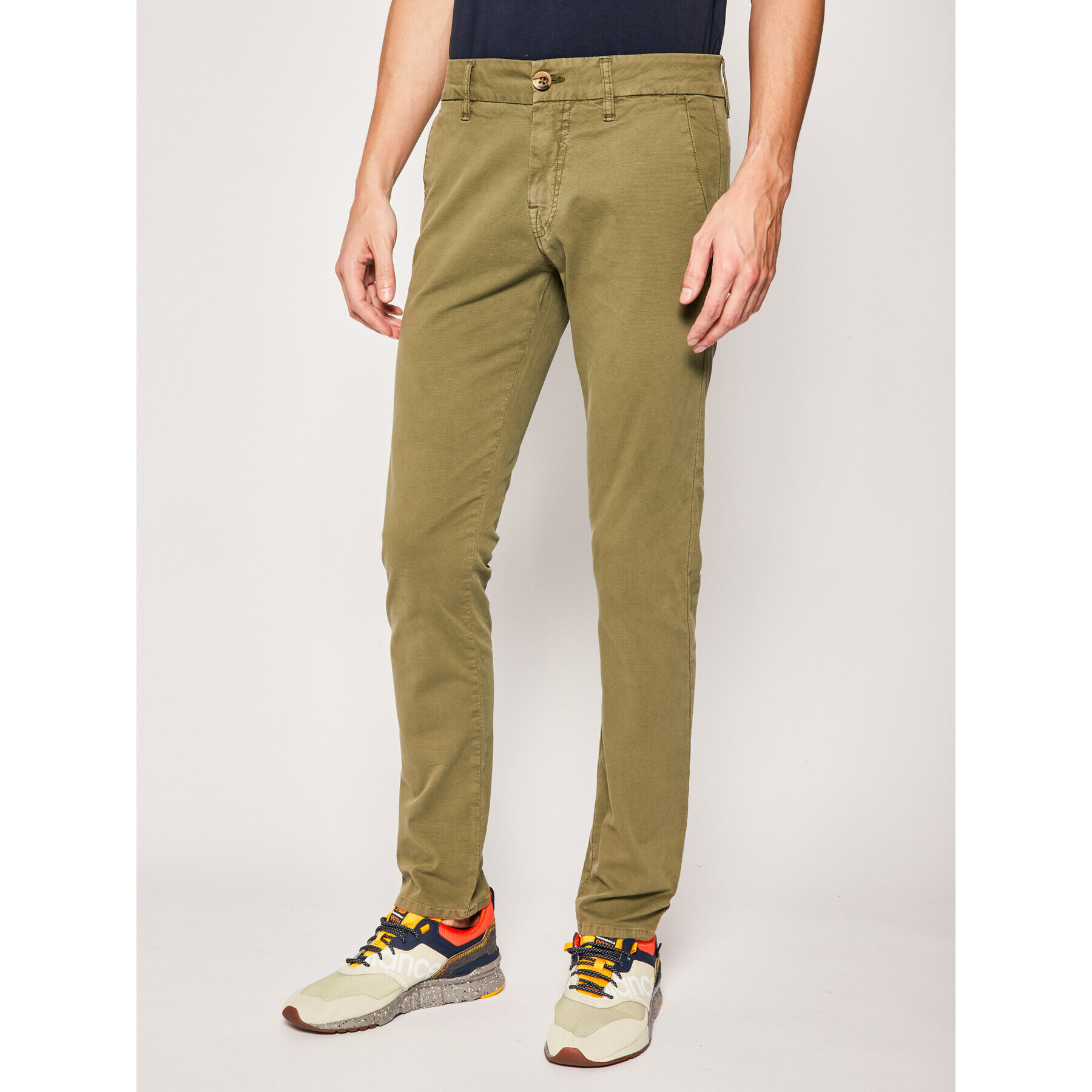 Guess Kalhoty z materiálu Daniel M02B29 WCRK1 Zelená Super Skinny Fit - Pepit.cz