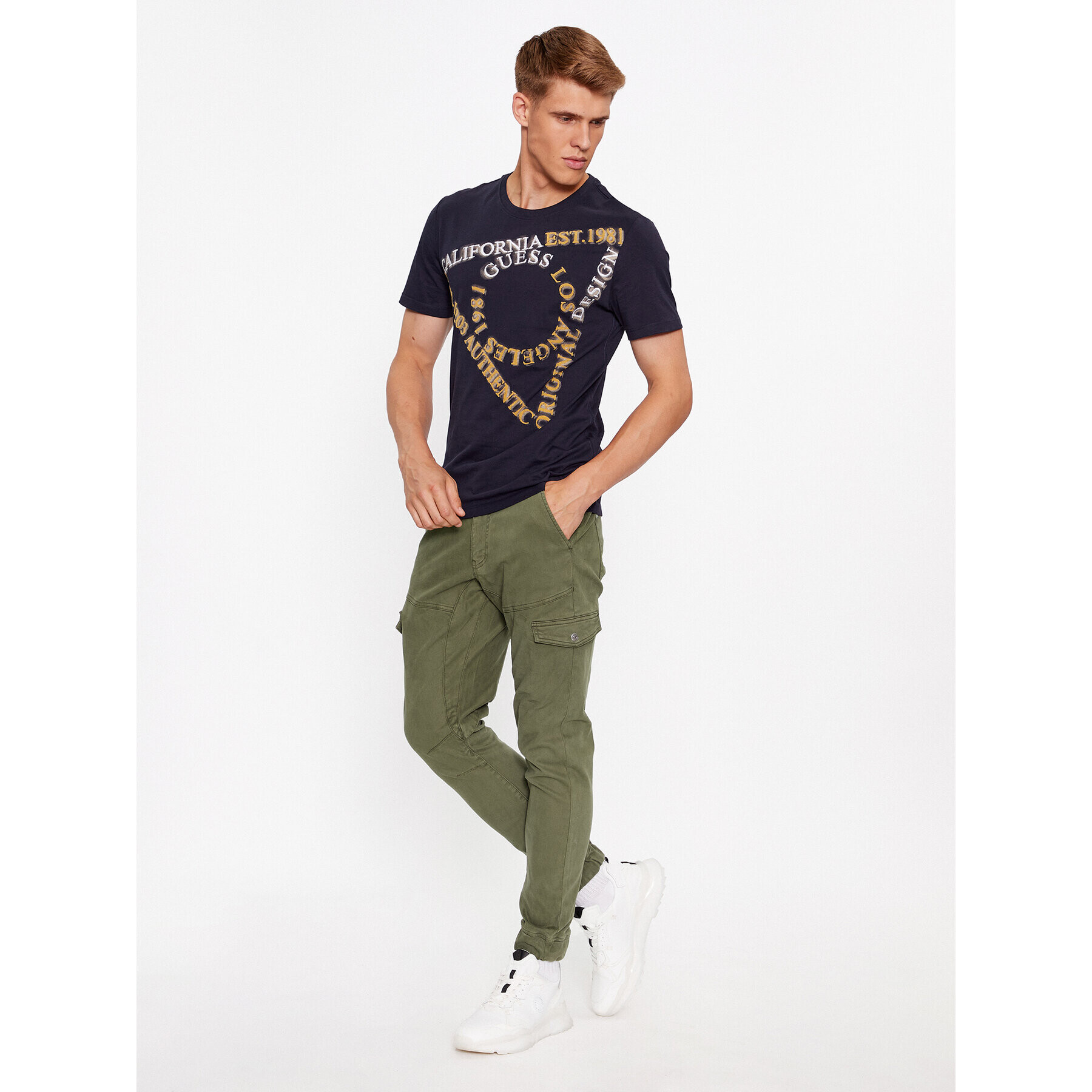 Guess Kalhoty z materiálu M3BB17 WFPQA Zelená Slim Fit - Pepit.cz