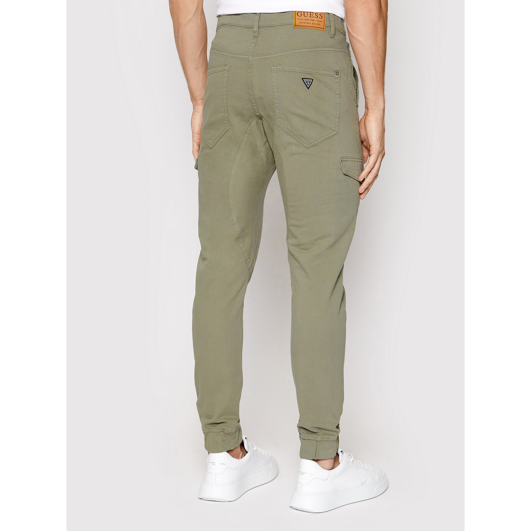 Guess Kalhoty z materiálu New Combat M2RB17 WEDW1 Zelená Slim Fit - Pepit.cz