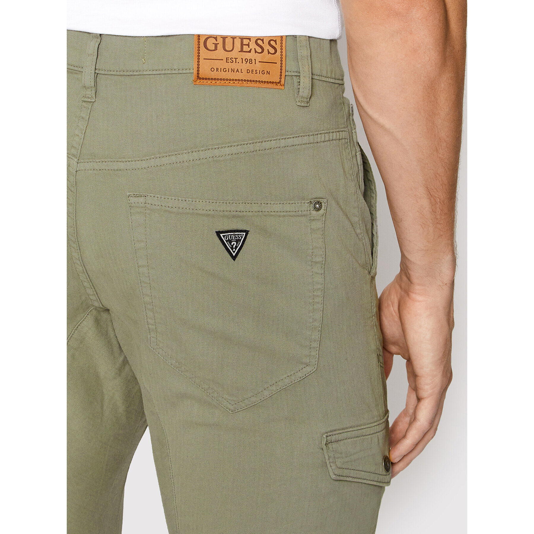 Guess Kalhoty z materiálu New Combat M2RB17 WEDW1 Zelená Slim Fit - Pepit.cz