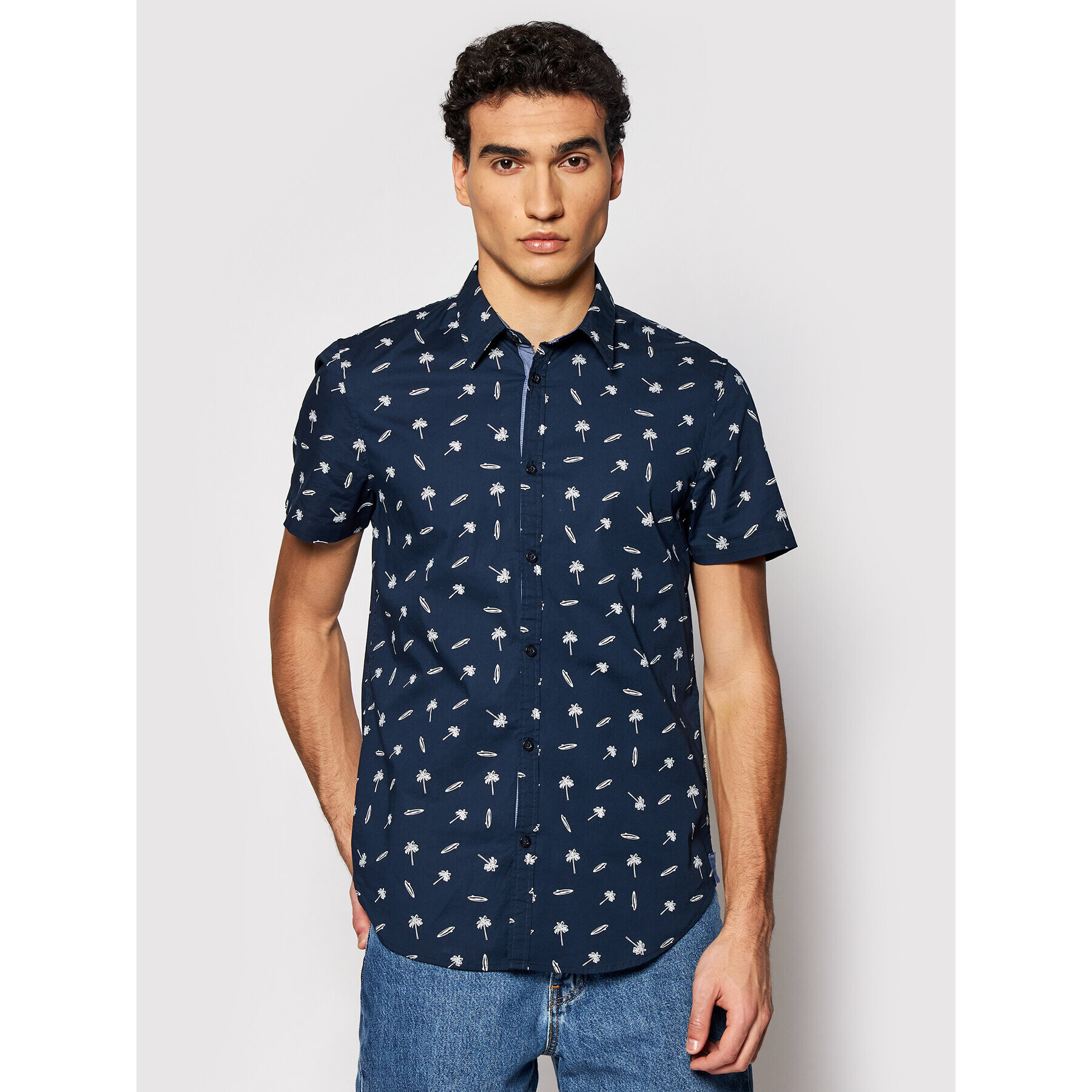 Guess Košile M1GH21 W8BX1 Tmavomodrá Slim Fit - Pepit.cz