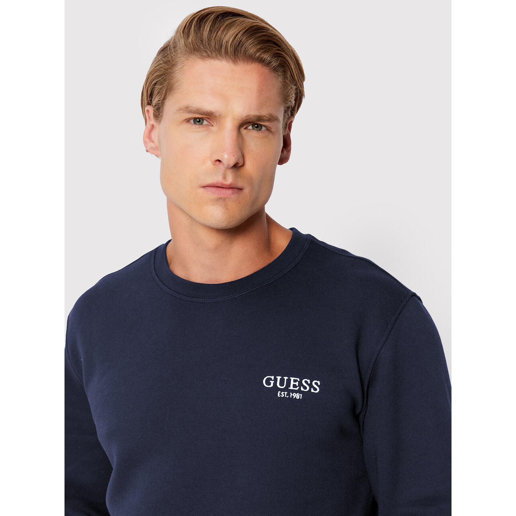 Guess Mikina M2BQ19 KBD10 Tmavomodrá Regular Fit - Pepit.cz