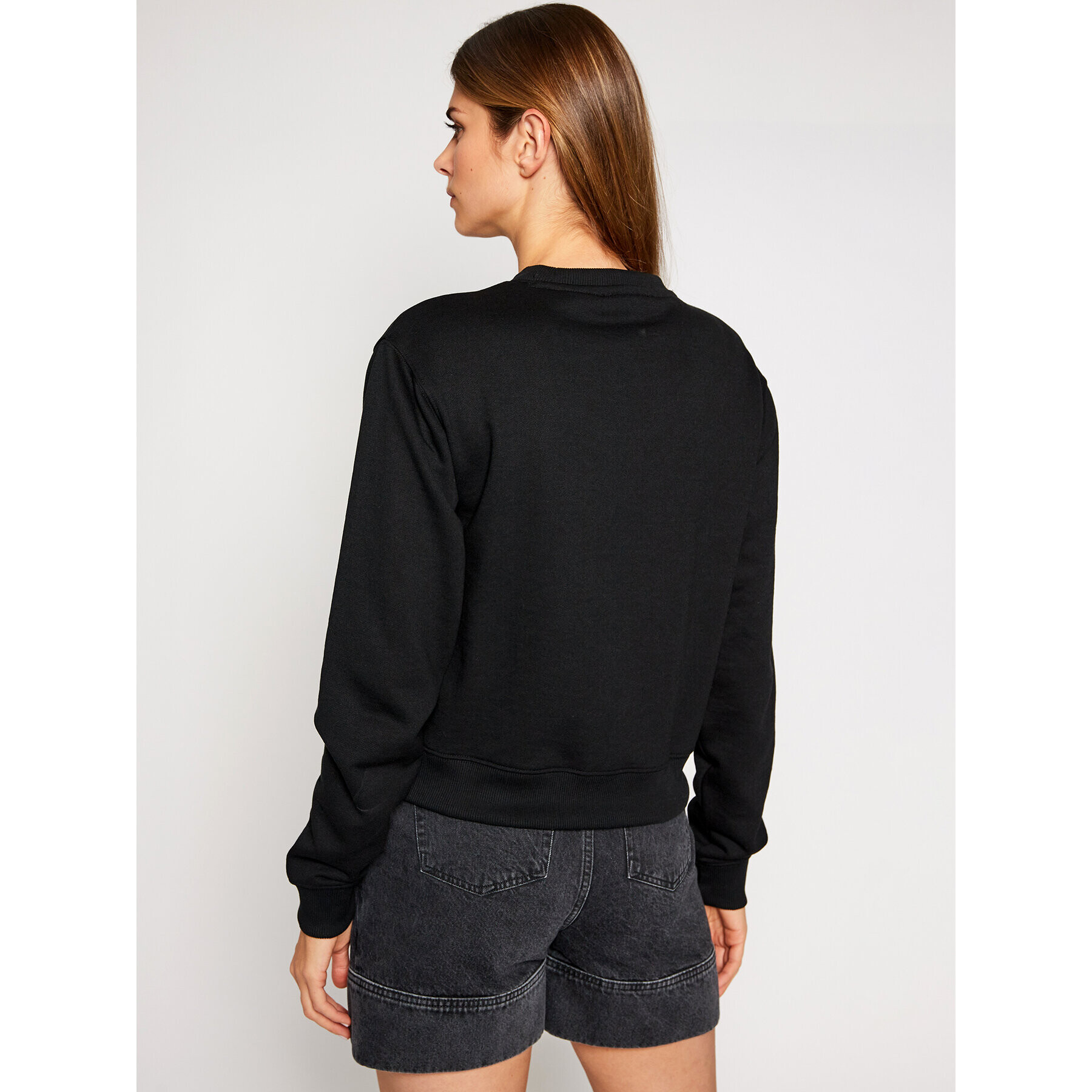 Guess Mikina Vinyl Triangle Fleece W0BQ05 K8800 Černá Relaxed Fit - Pepit.cz