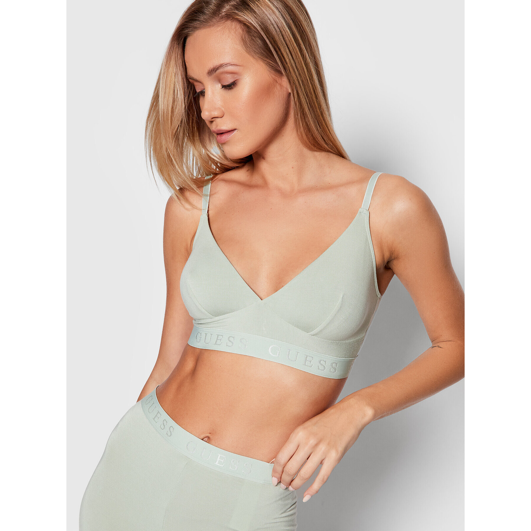 Guess Podprsenka Bralette April O1BC20 JR06U Zelená - Pepit.cz