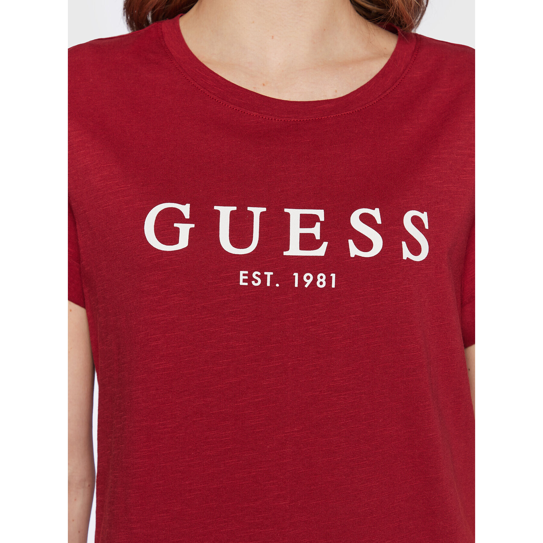 Guess T-Shirt 1981 W2BI68 K8G01 Červená Regular Fit - Pepit.cz