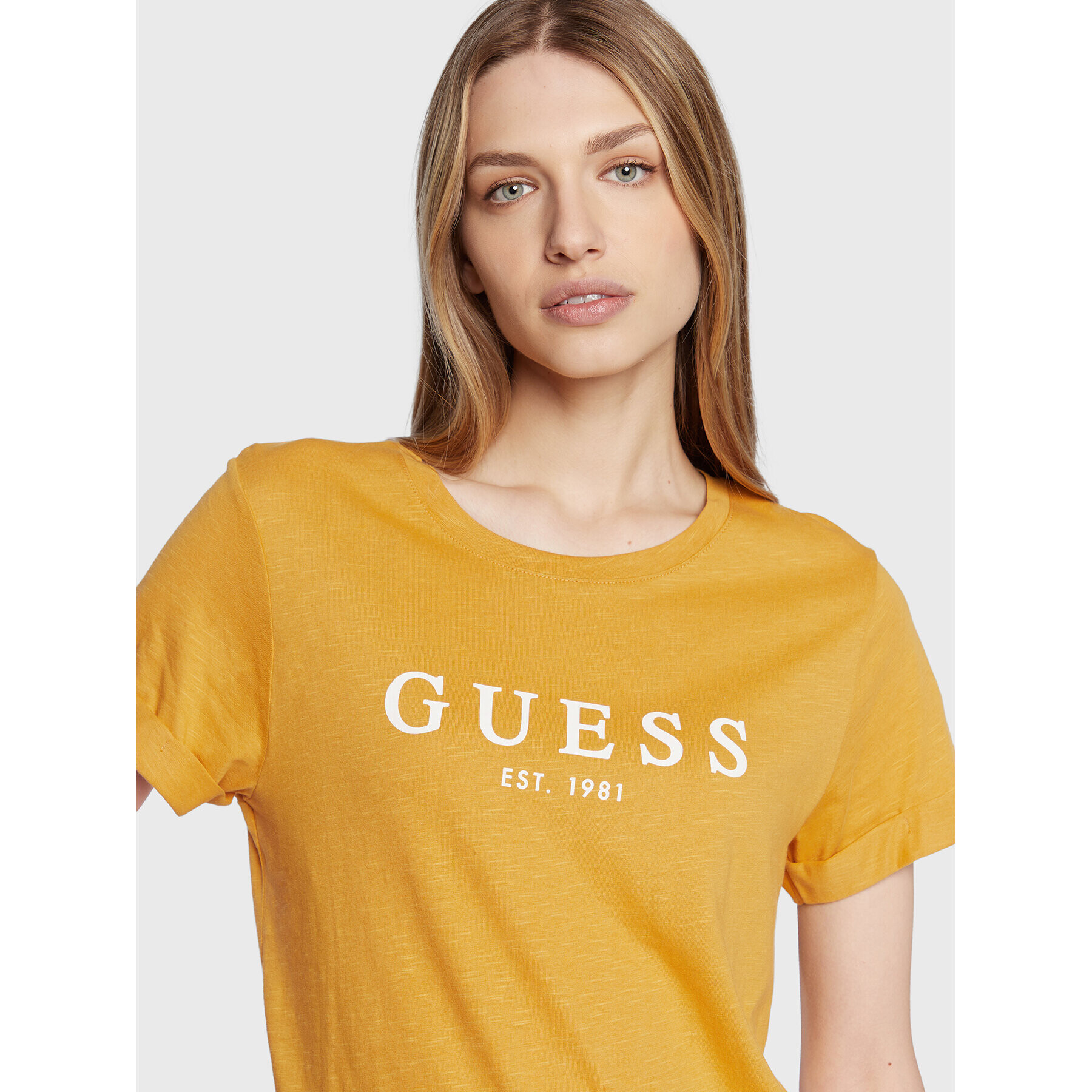 Guess T-Shirt 1981 W2BI68 K8G01 Žlutá Regular Fit - Pepit.cz