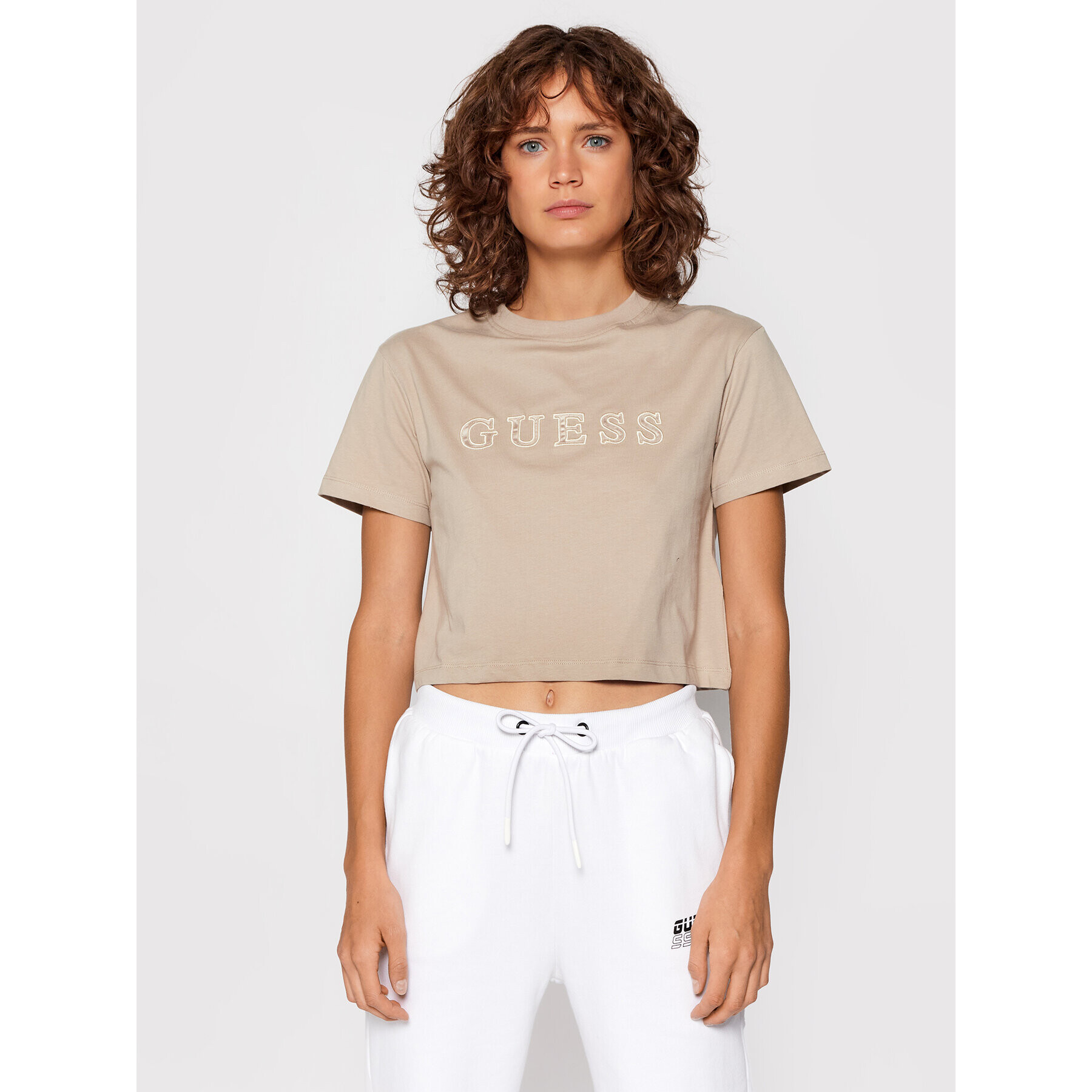 Guess T-Shirt Alexia O1GA06 K8HM0 Béžová Regular Fit - Pepit.cz