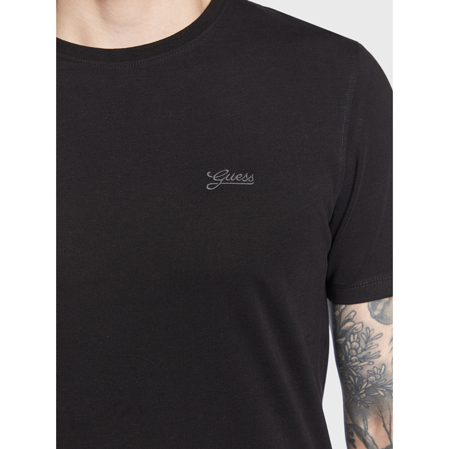 Guess T-Shirt Basic M3GI70 KBMS0 Černá Slim Fit - Pepit.cz